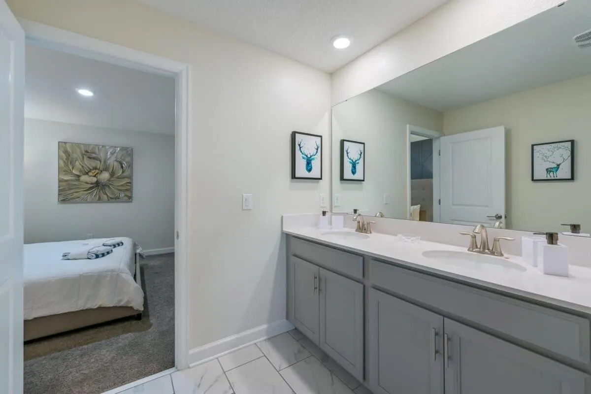 Charming Home Ideal Location Spacious Game Room