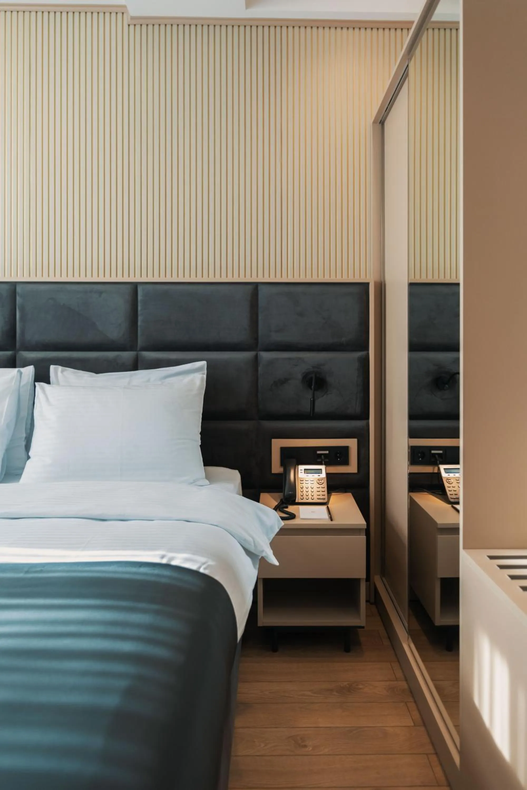 Bed in Hotel Monday by DNT Group