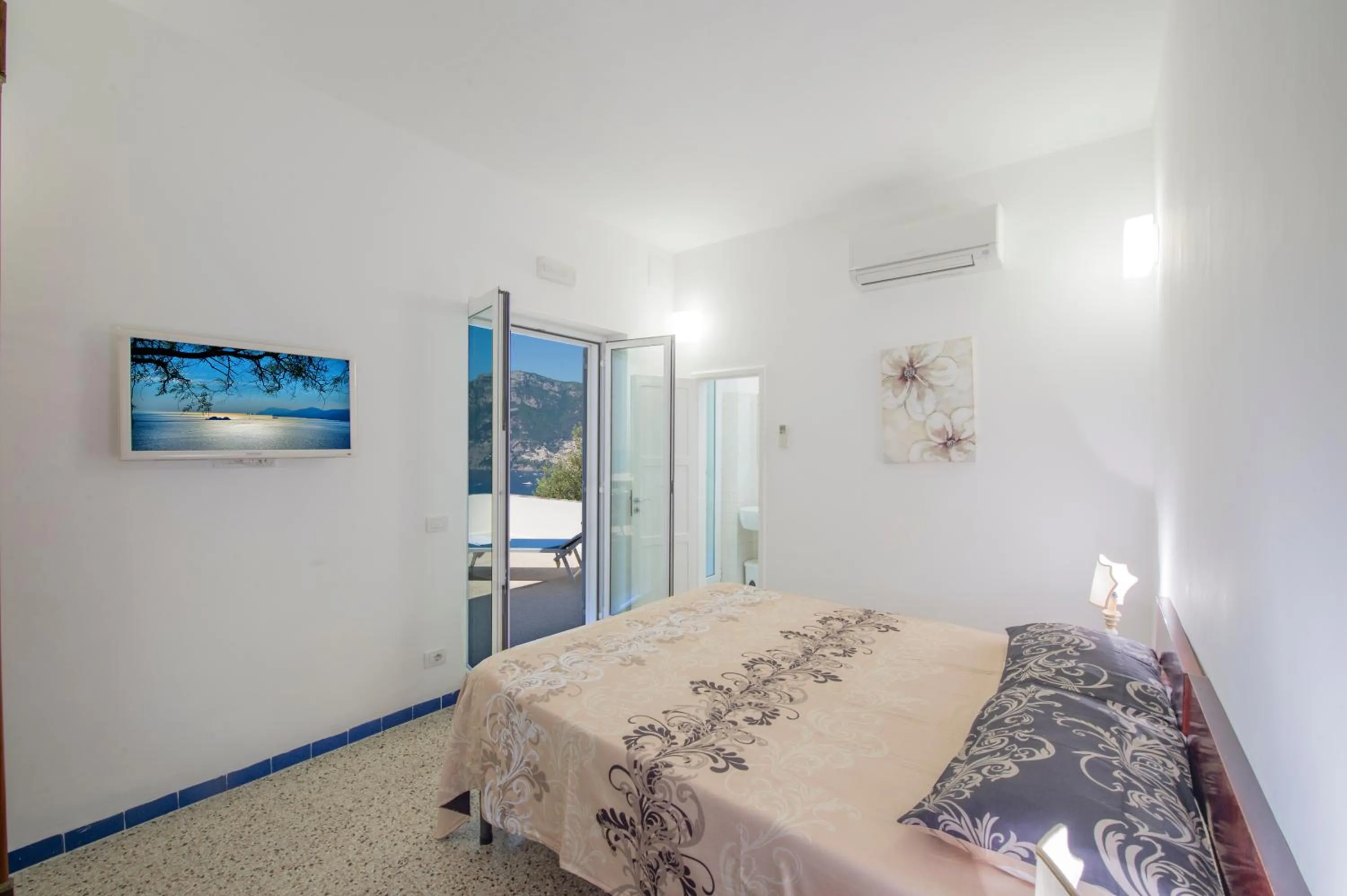 Bedroom, Bed in My Shazzy with amazing Sea View terrace