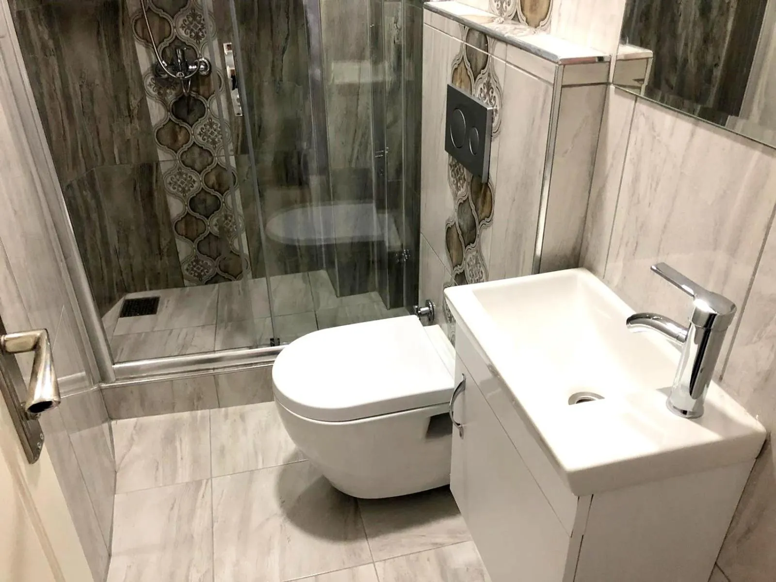 Bathroom in Istanberry - Dream Apartments