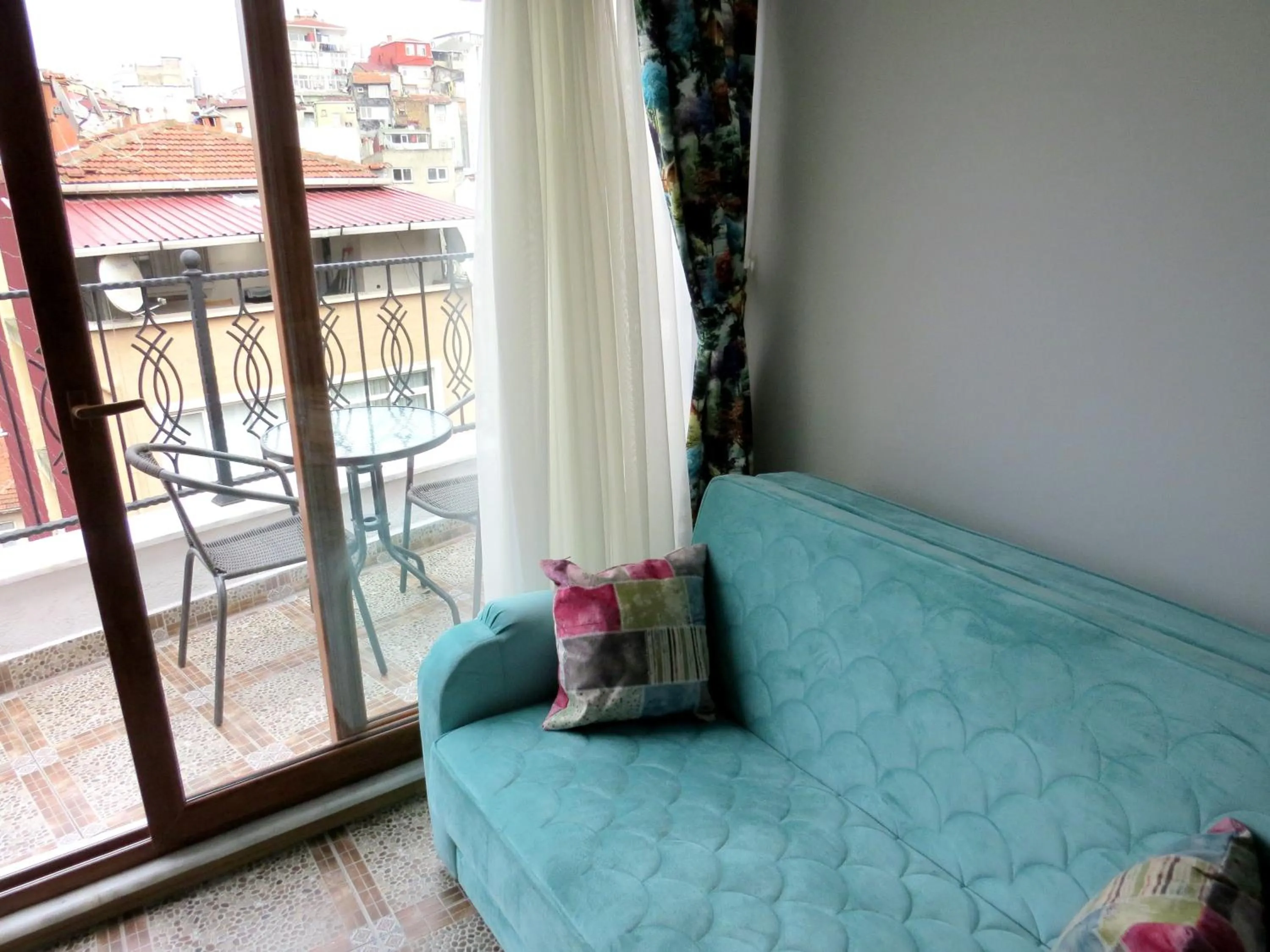 Balcony/Terrace, Bed in Istanberry - Dream Apartments