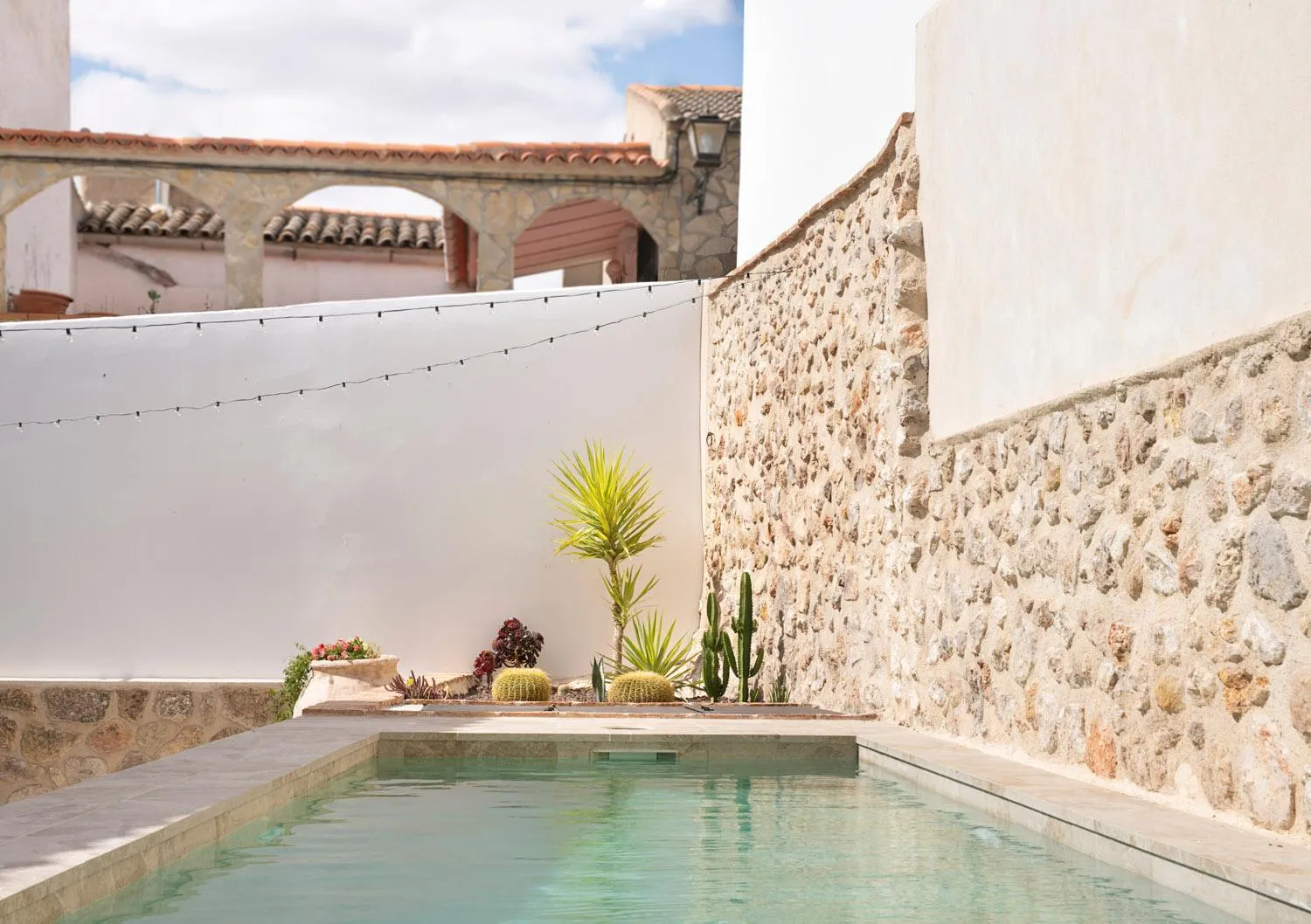 Swimming pool in El Bálsamo - Hotel Rural 5 Estrellas