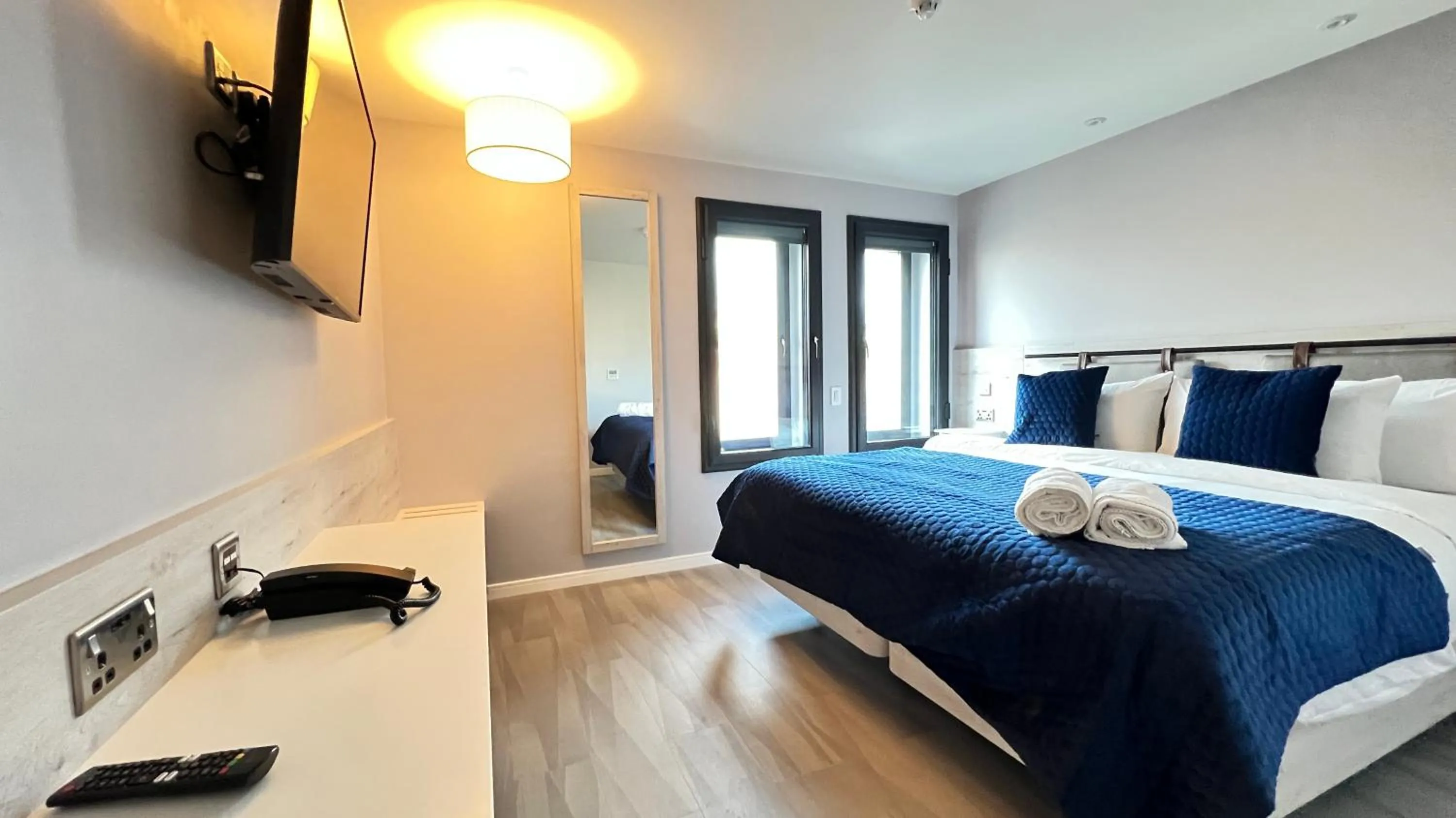 Bedroom, Bed in Wellington Temple Bar