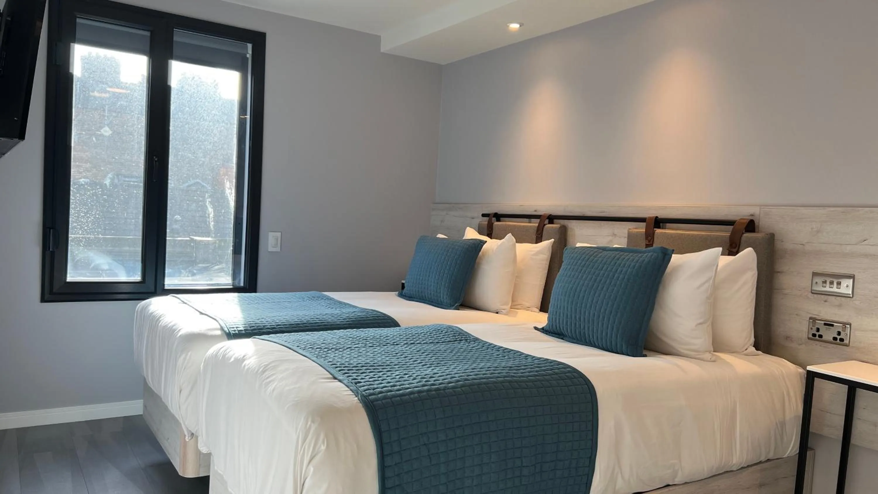 Bedroom, Bed in Wellington Temple Bar