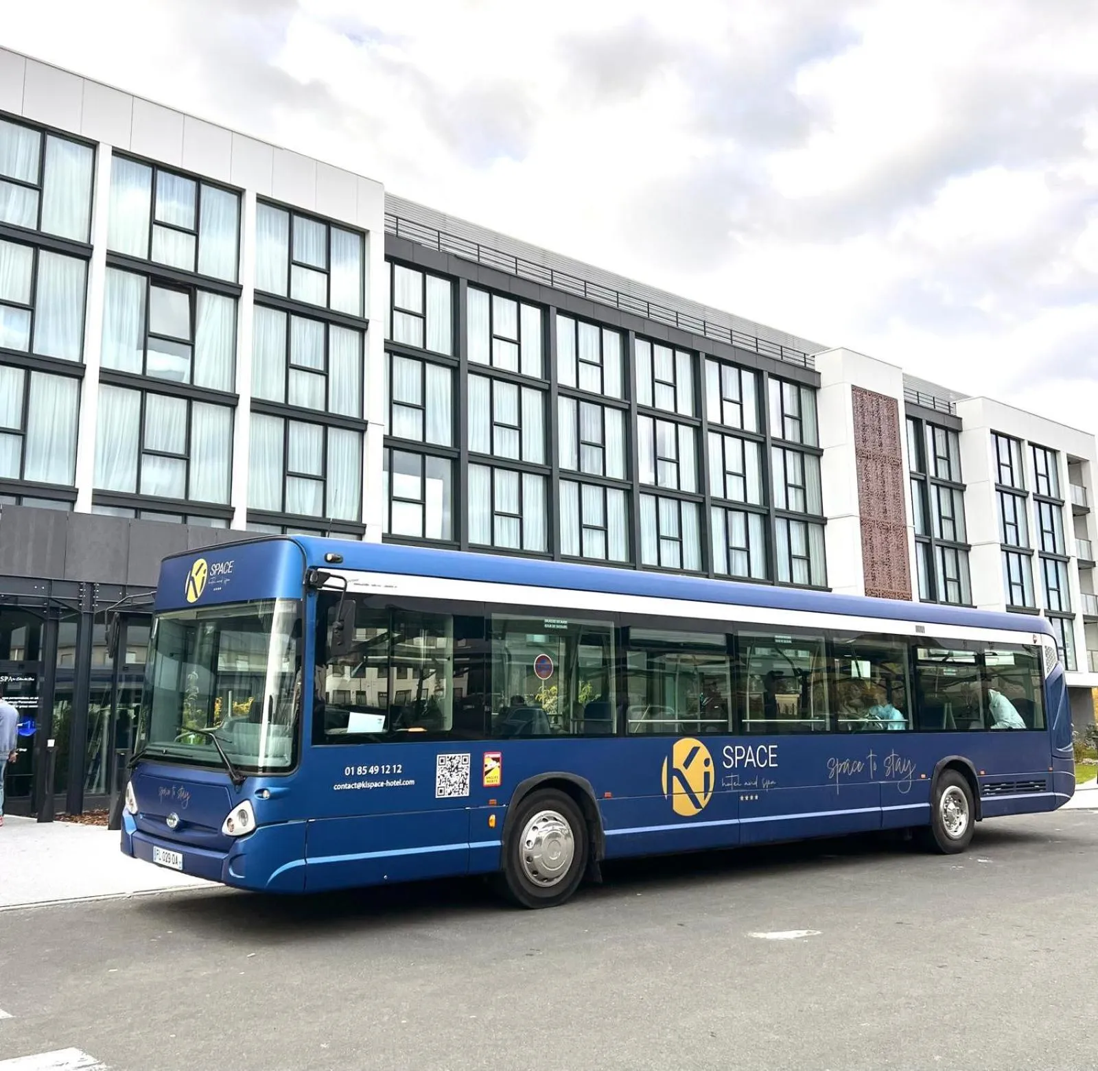 shuttle in Ki Space Hotel & Spa - near Disneyland Paris