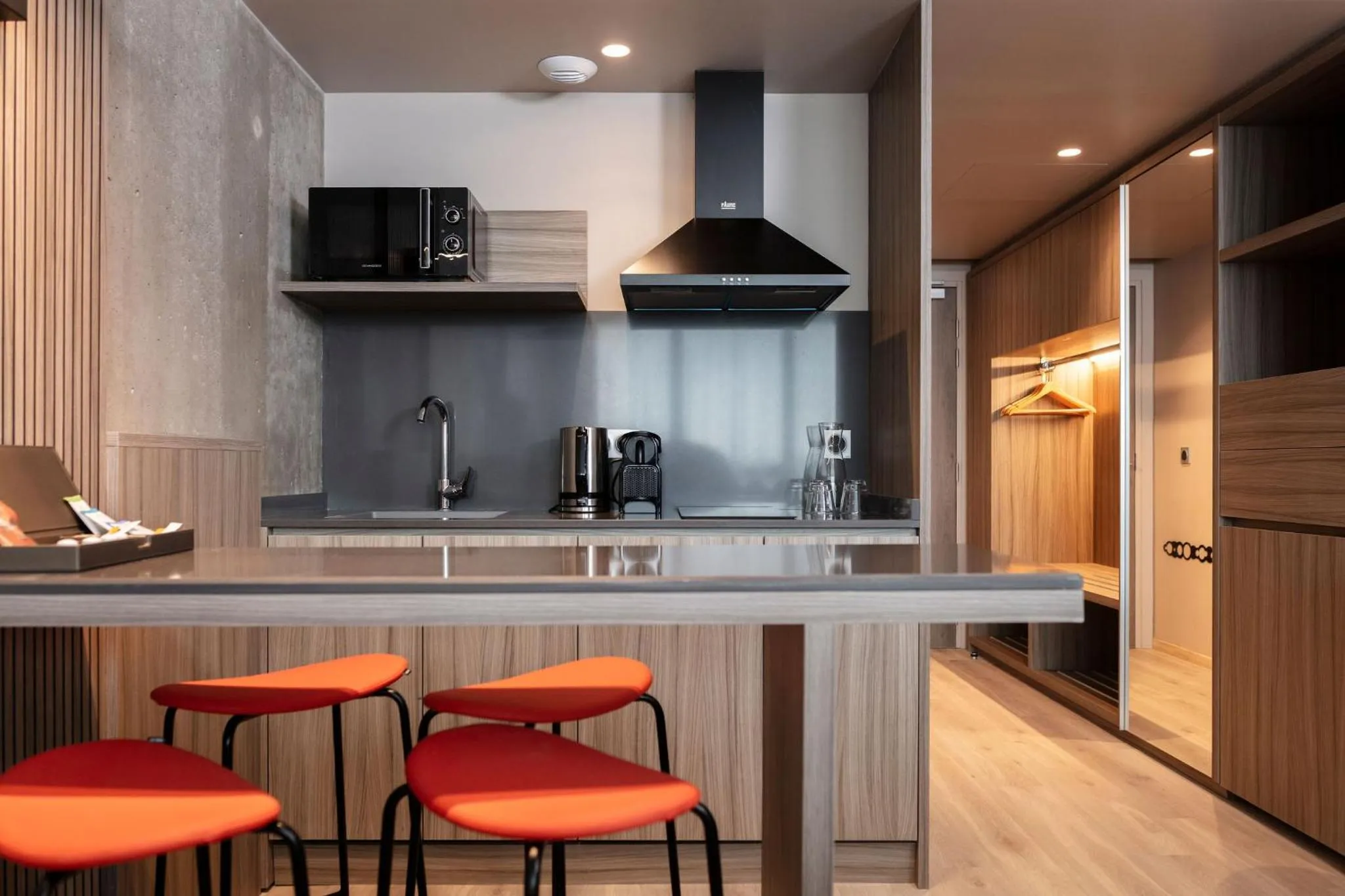 Kitchen or kitchenette in Ki Space Hotel & Spa - near Disneyland Paris