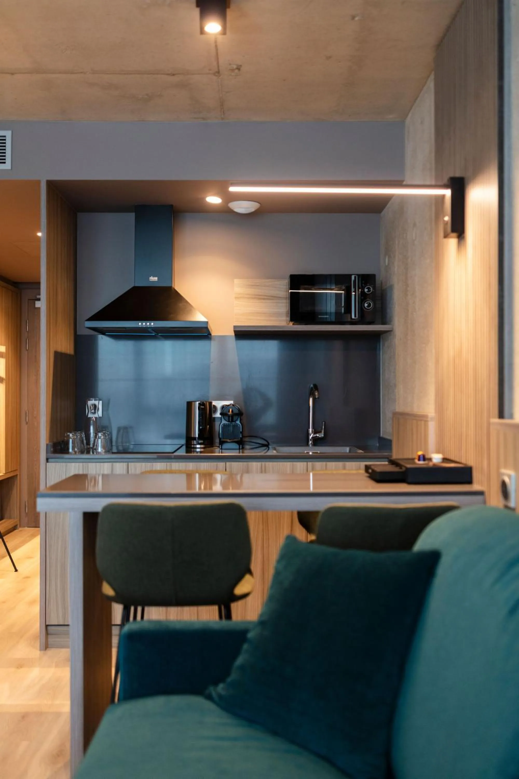 Communal lounge/ TV room in Ki Space Hotel & Spa - near Disneyland Paris