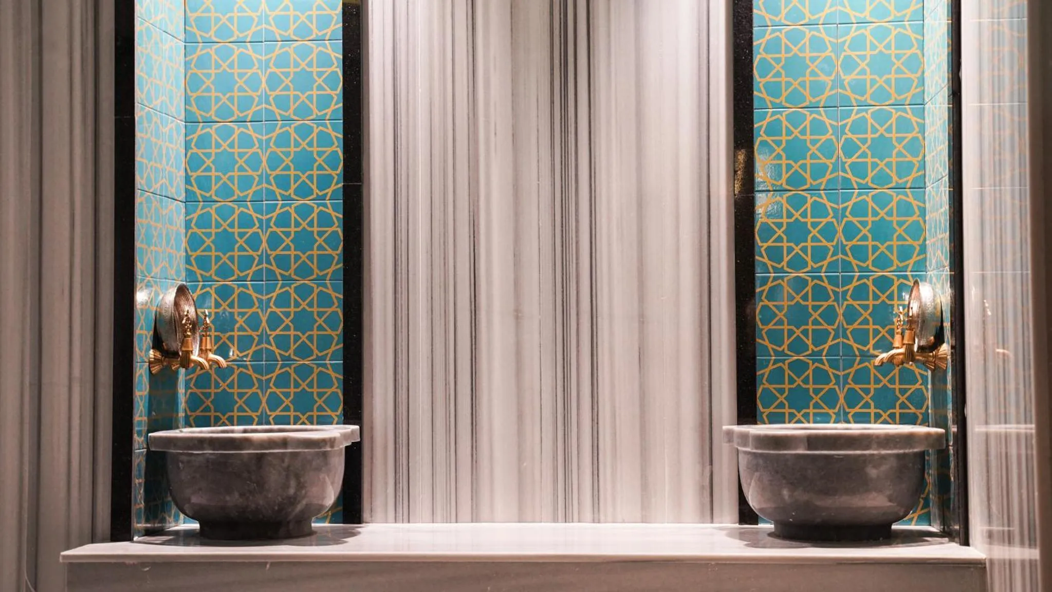 Public Bath in Cip Hotel & Spa - İstanbul Bakırköy City Center