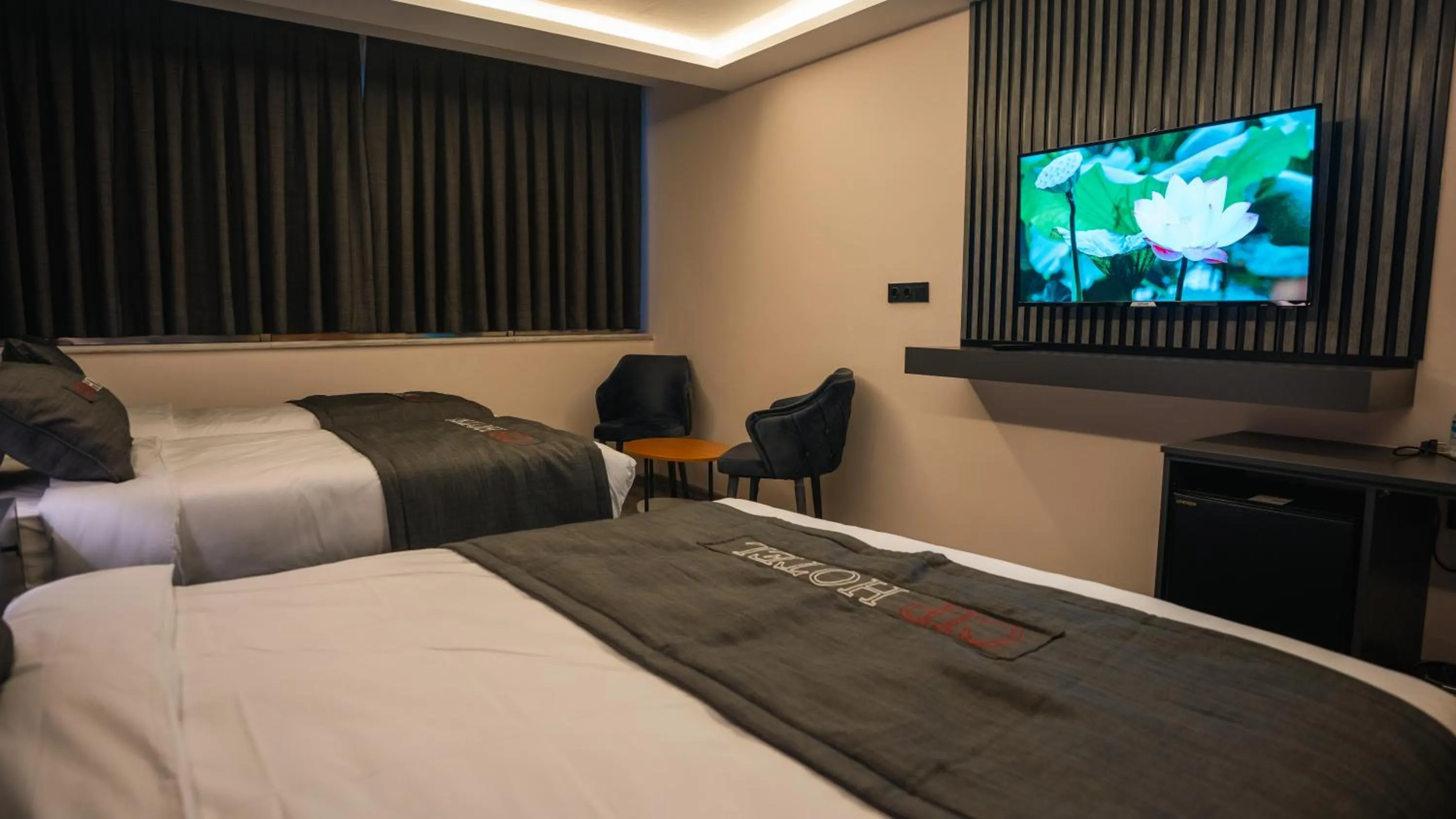 Communal lounge/ TV room, Bed in Cip Hotel & Spa - İstanbul Bakırköy City Center