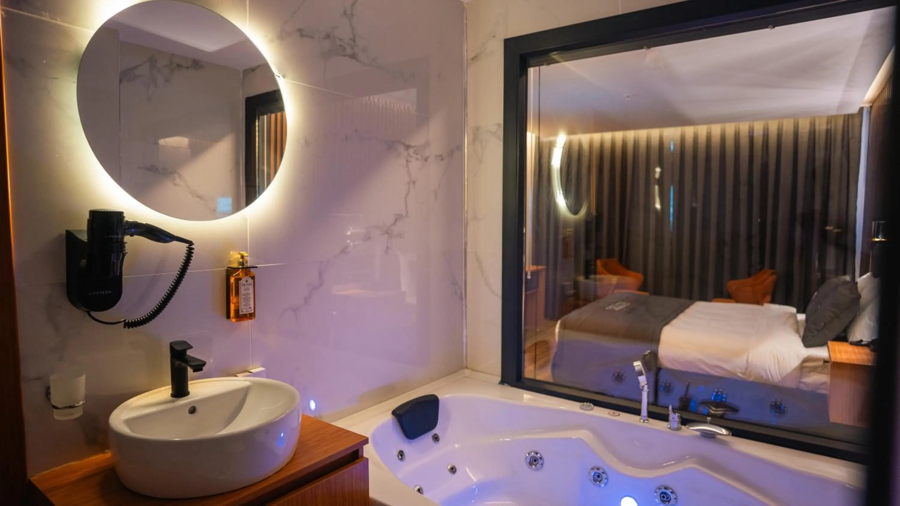 Bed in Cip Hotel & Spa - İstanbul Bakırköy City Center