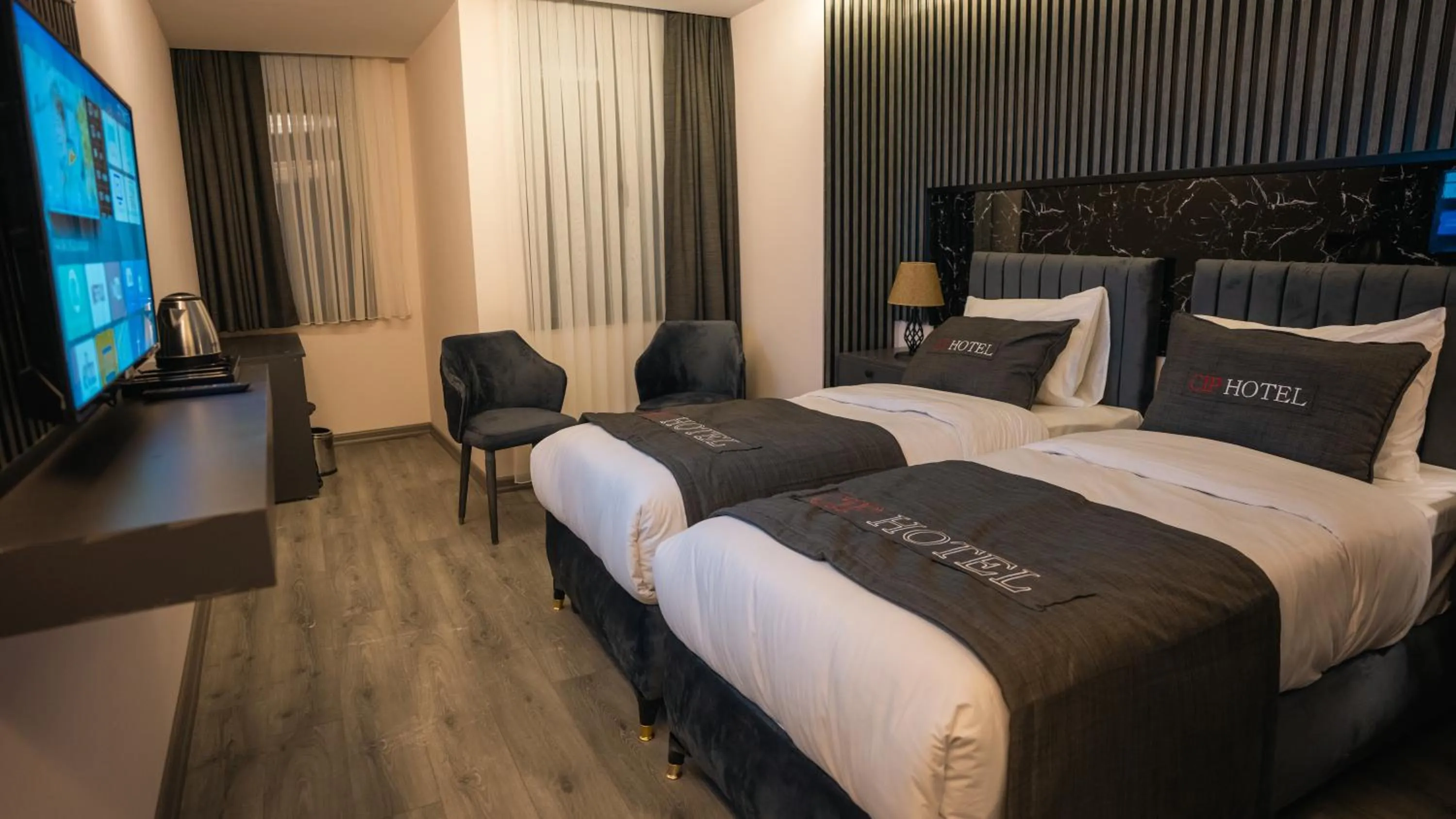 Communal lounge/ TV room, Bed in Cip Hotel & Spa - İstanbul Bakırköy City Center