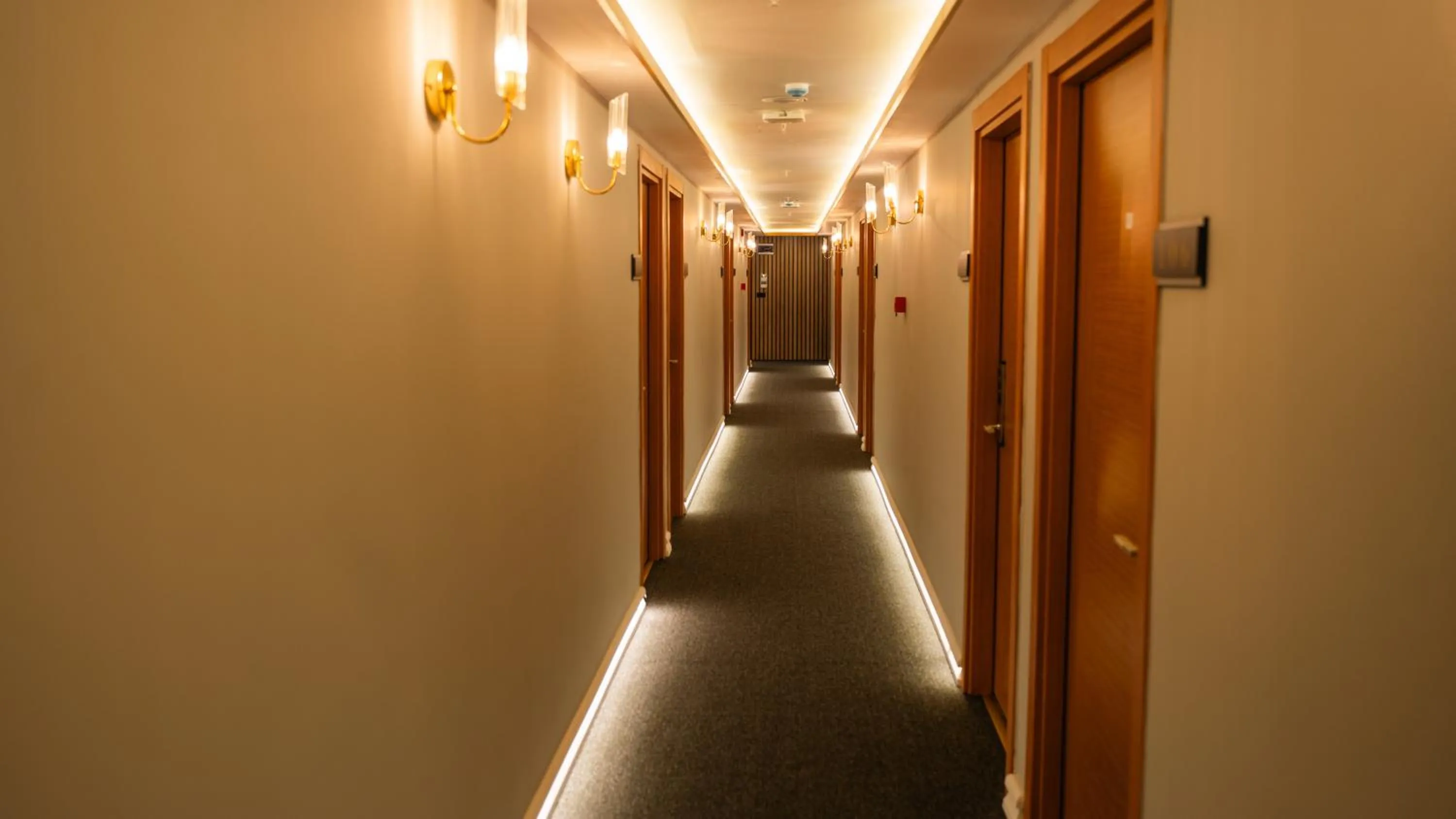 Property building in Cip Hotel & Spa - İstanbul Bakırköy City Center