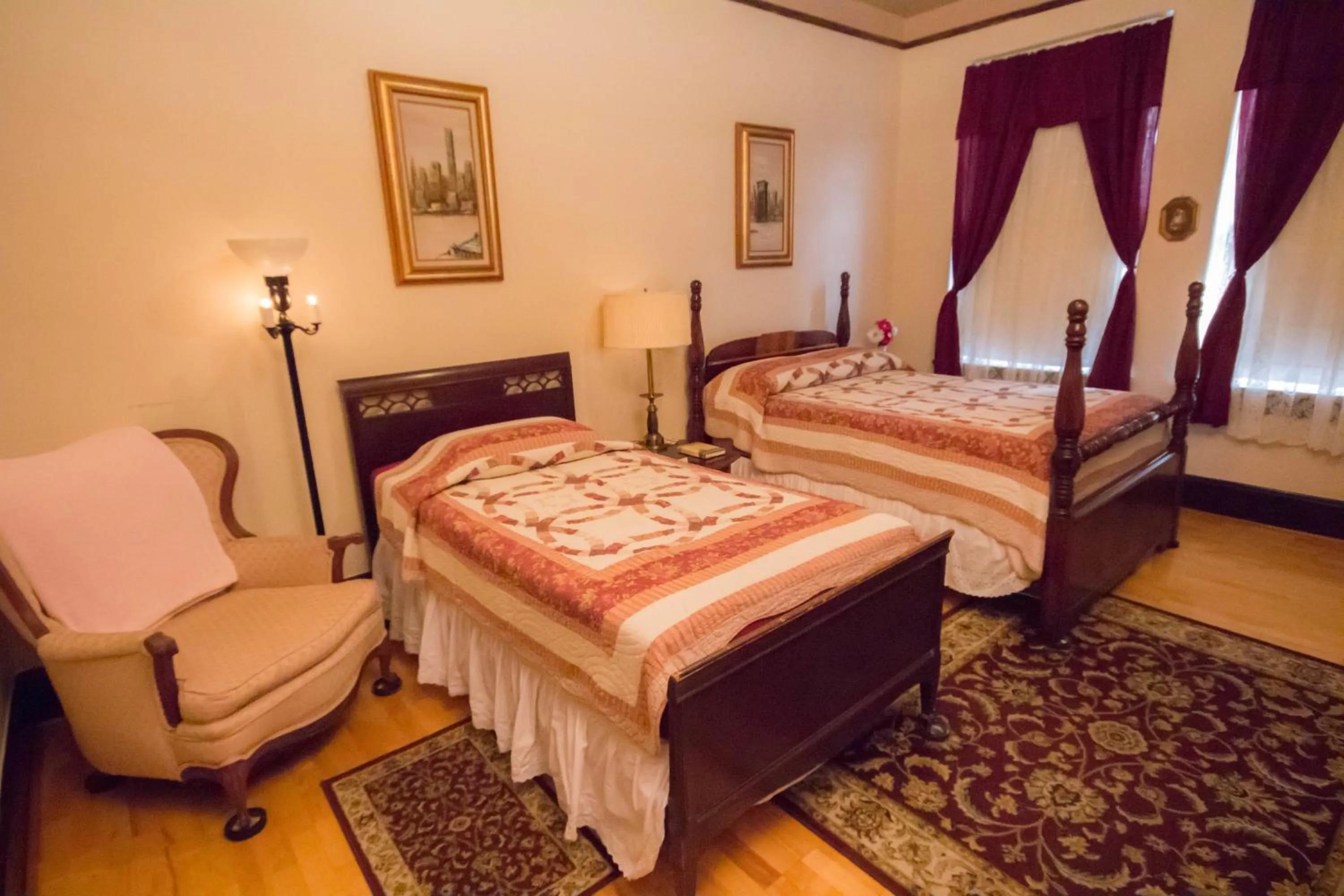 Bedroom in The Edgewater Hotel