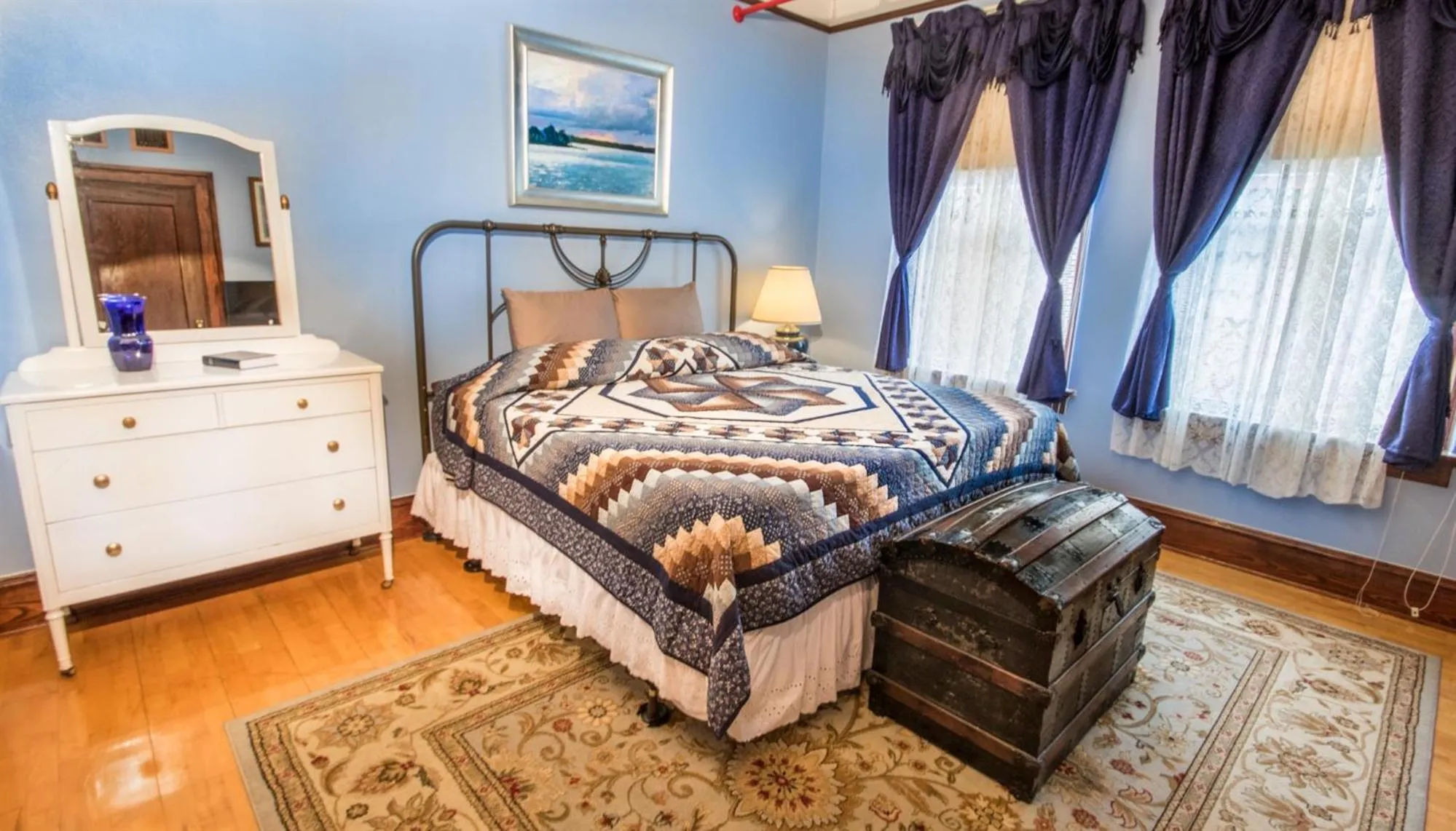 Bedroom in The Edgewater Hotel