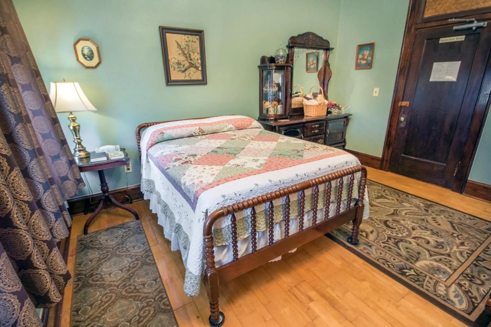 Bedroom in The Edgewater Hotel