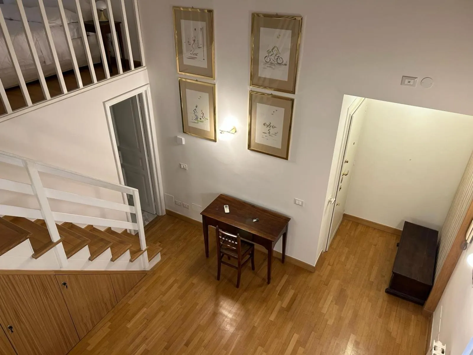 Seating area in Assunta Domus