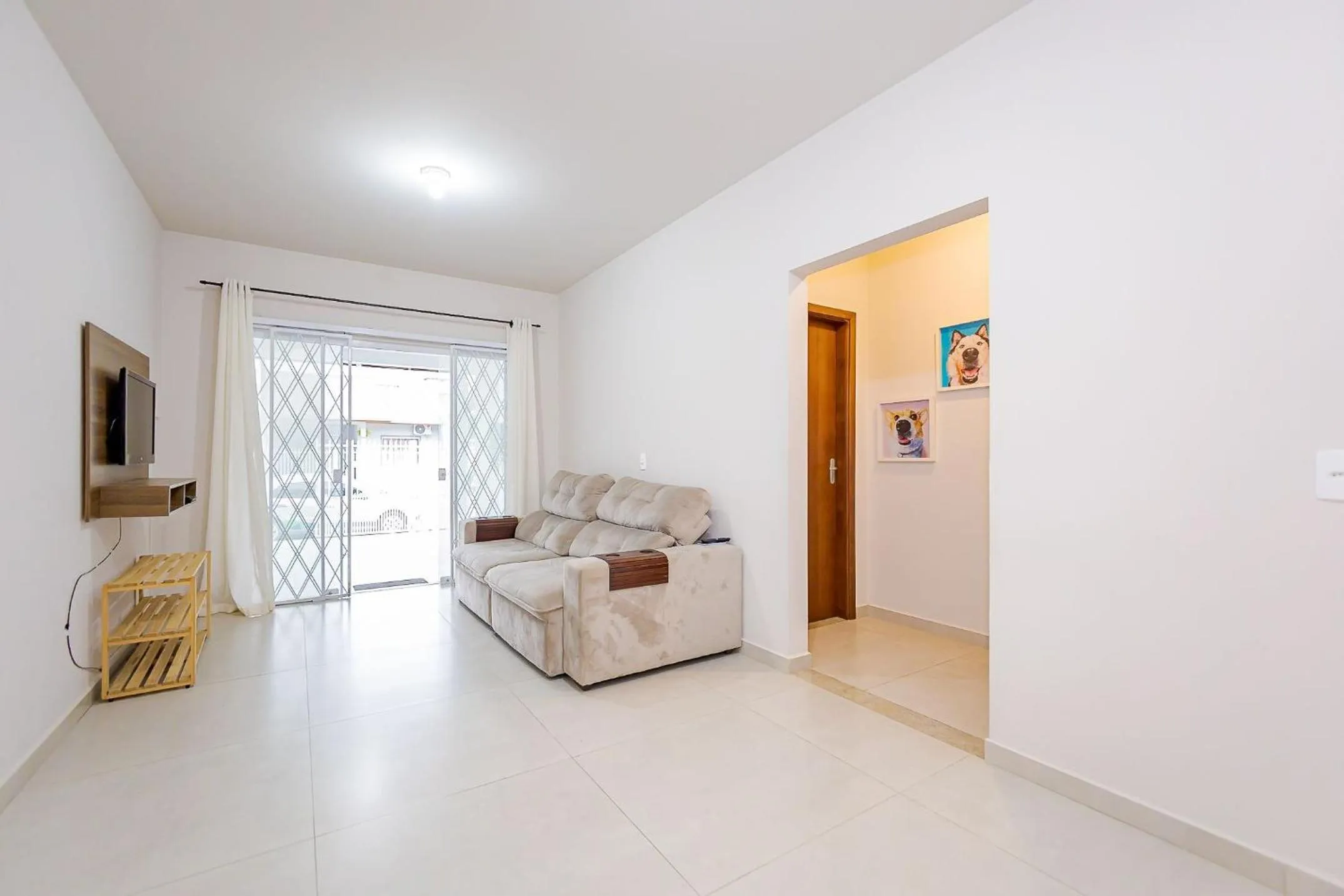 Living room in Apenas 700m do mar e 25min do Beto Carrero