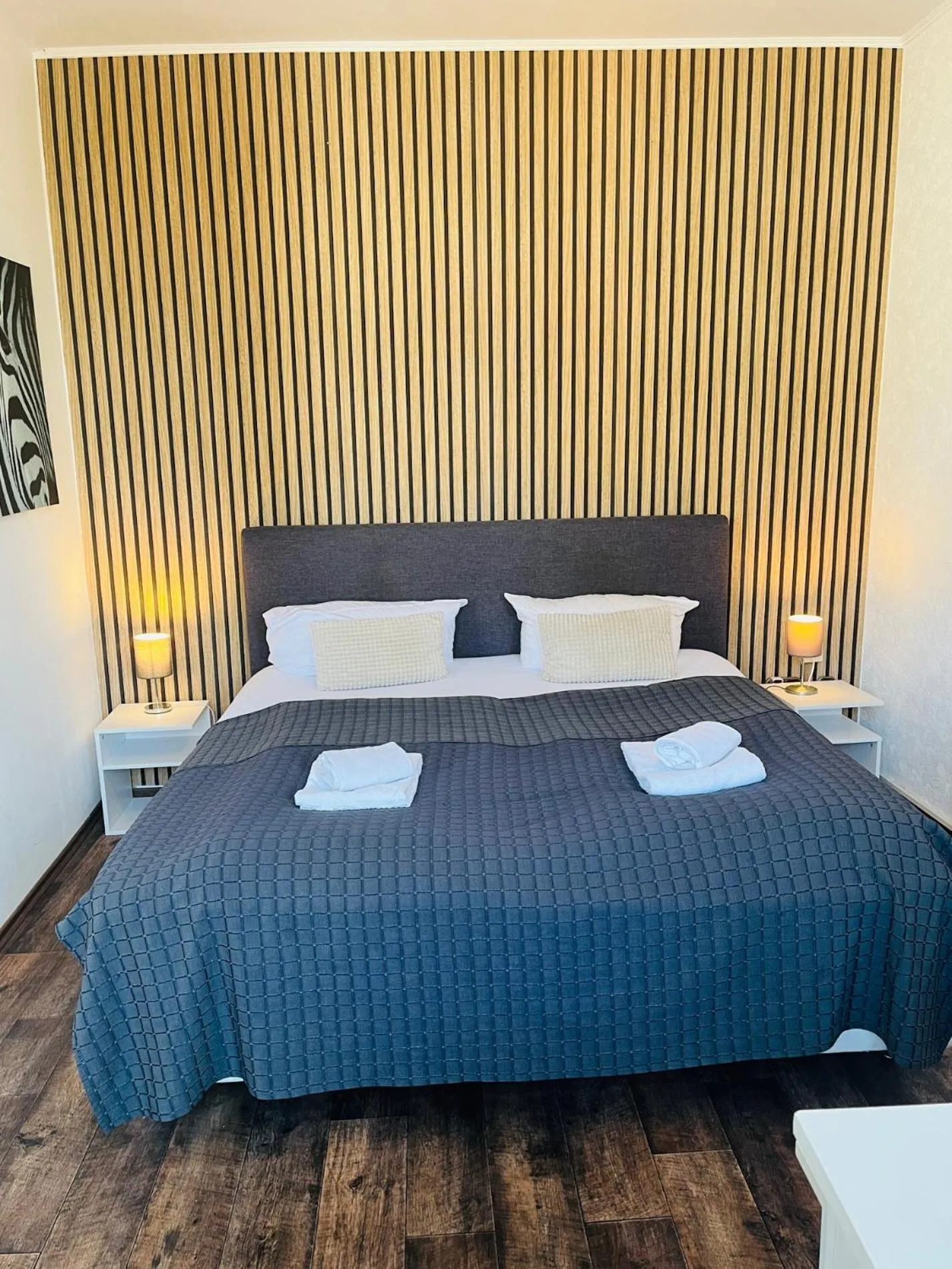 Studio with Shared Bathroom (max. 4 Adults) - single occupancy in Feldhouse