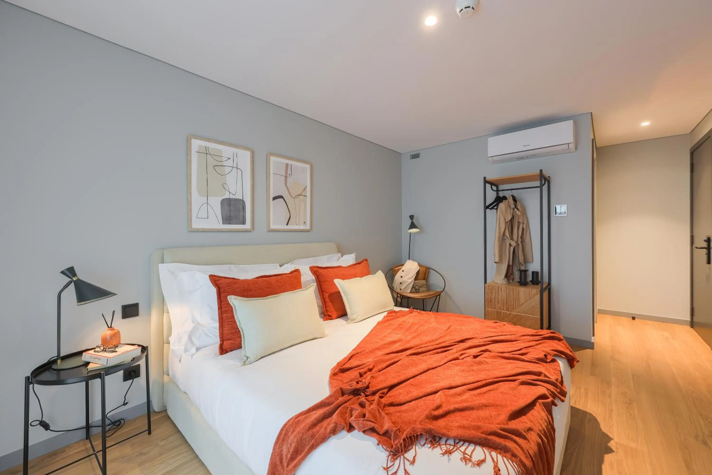 Bed in Nôma Living Icon Apartments