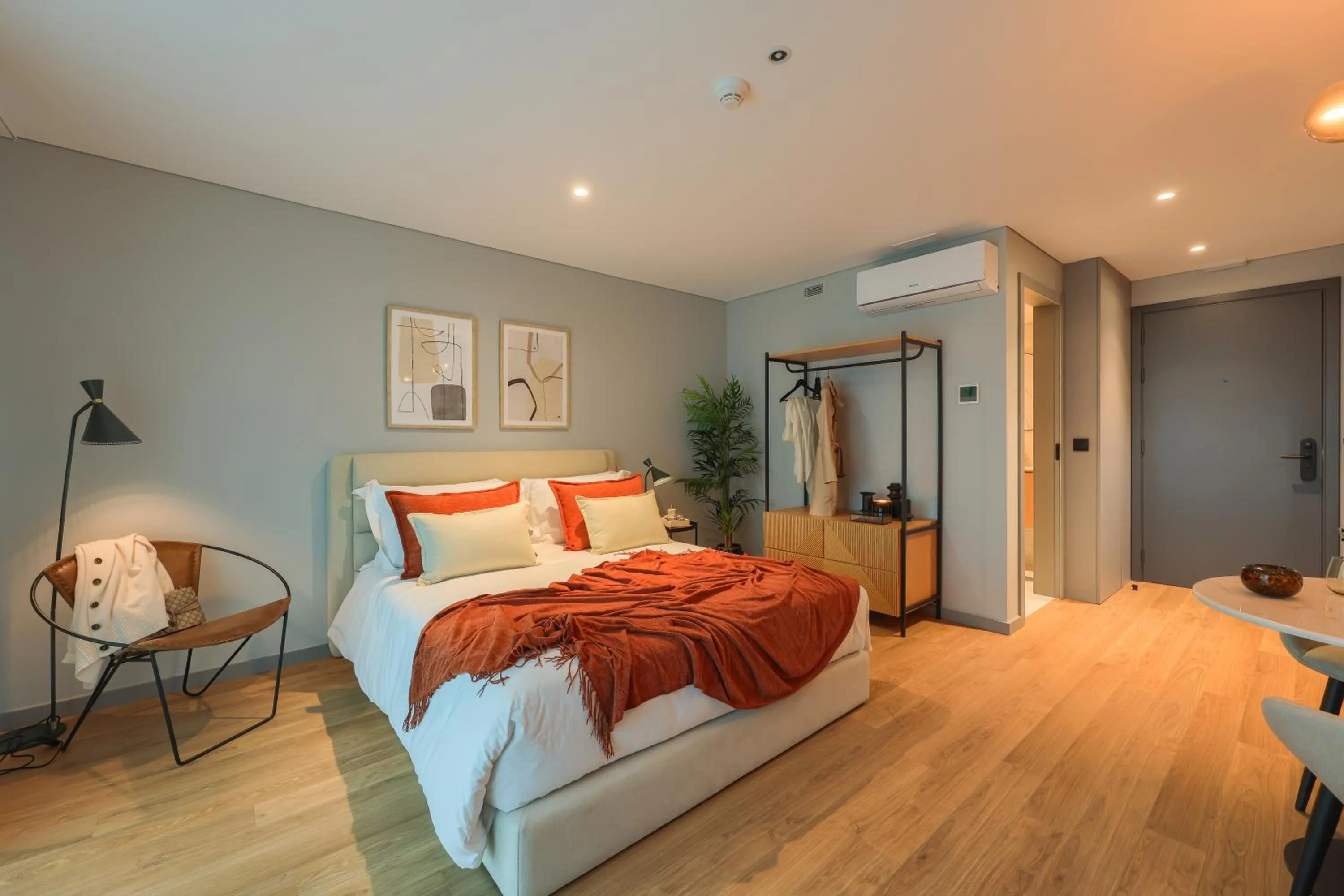 Bed in Nôma Living Icon Apartments