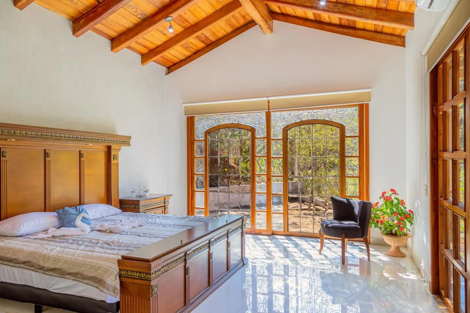 Bed in La Dulce Vista Hotel & Villas - Sierra Madre Puerto Vallarta