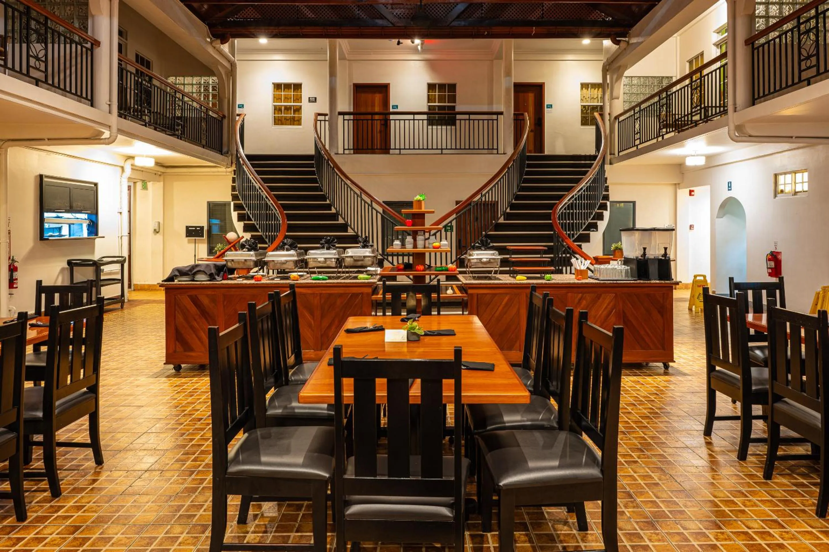 Restaurant/places to eat in Grand Coastal Hotel