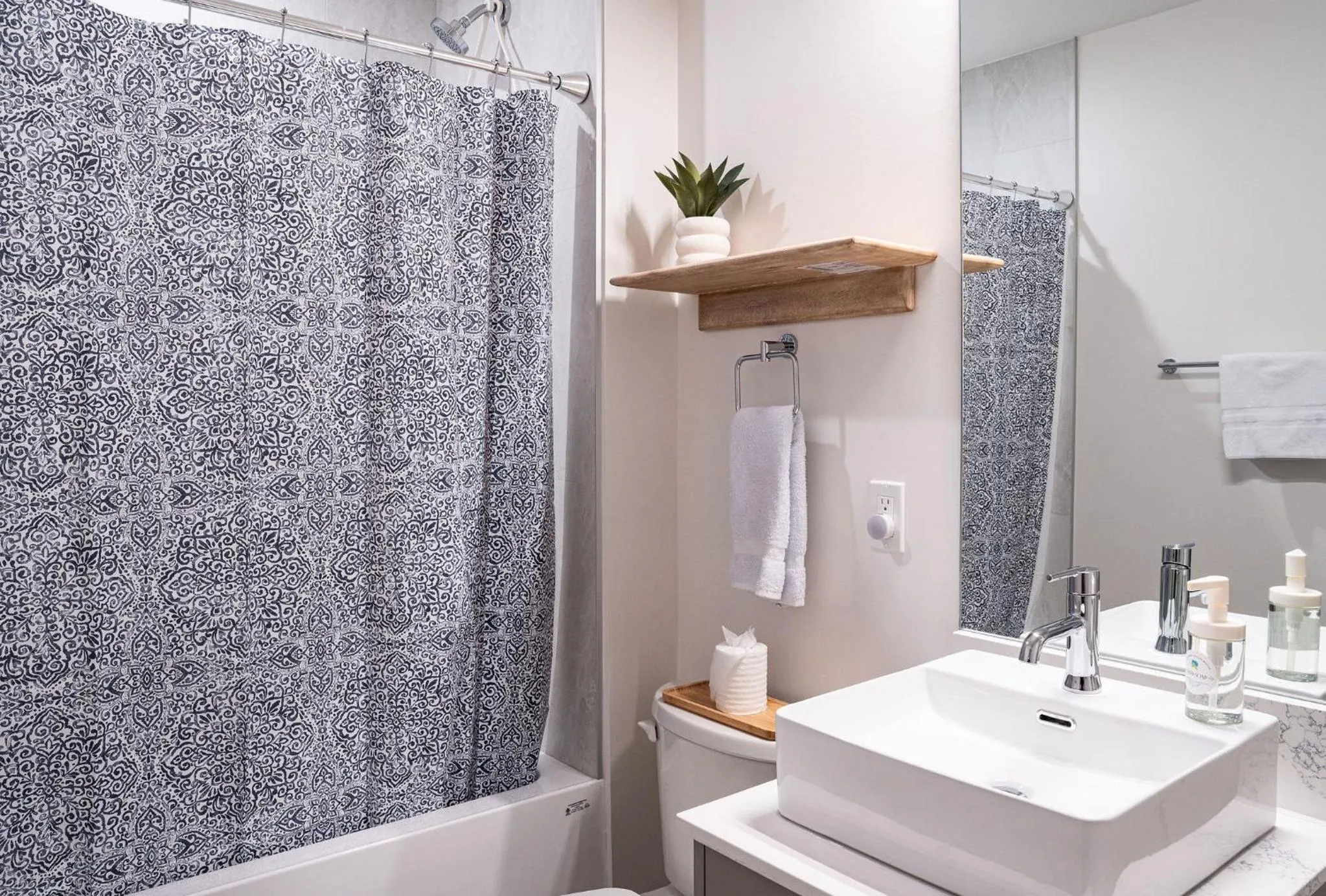 Powder Pines Retreat by Revelstoke Vacations