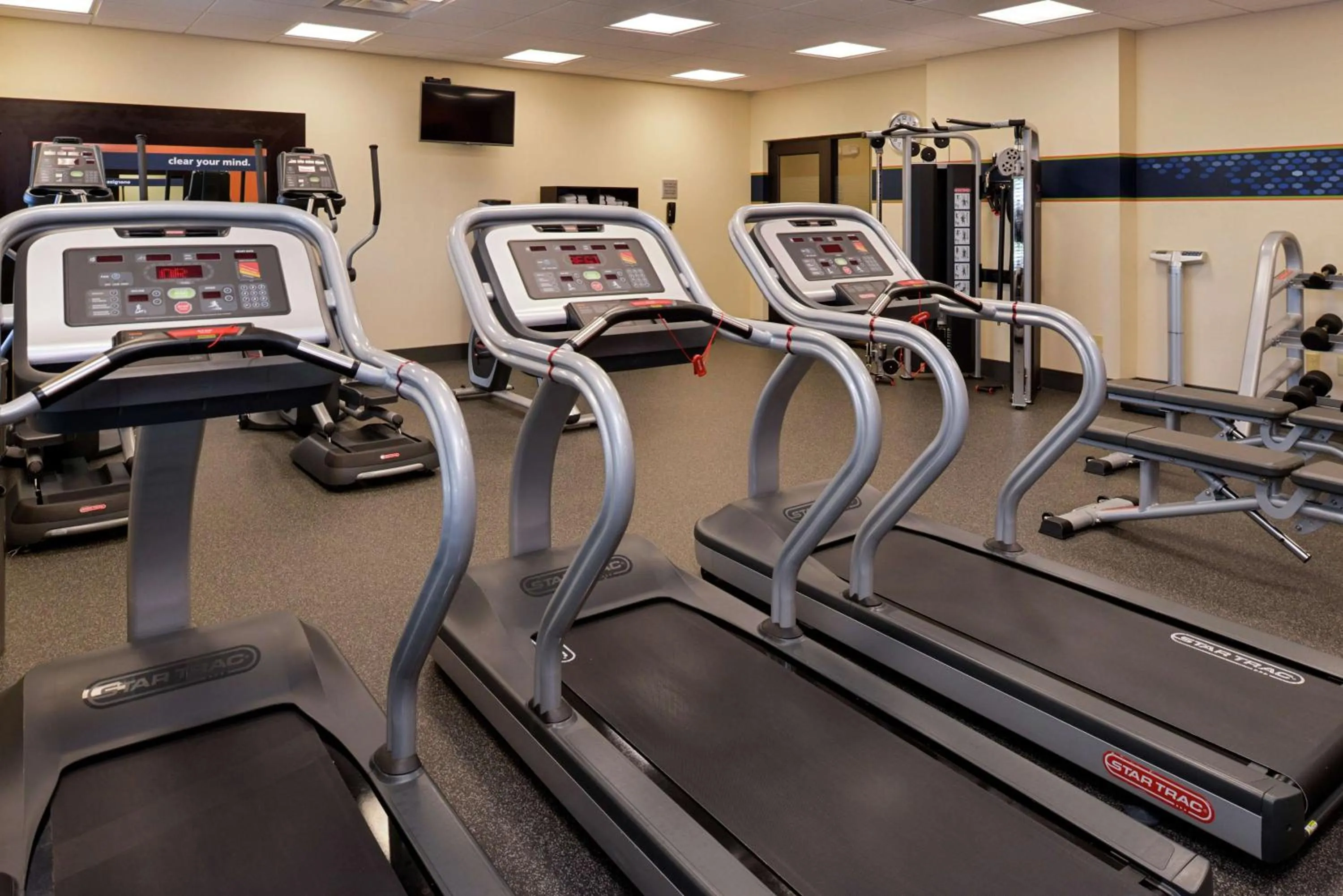 Fitness centre/facilities in Hampton Inn & Suites by Hilton Lonoke