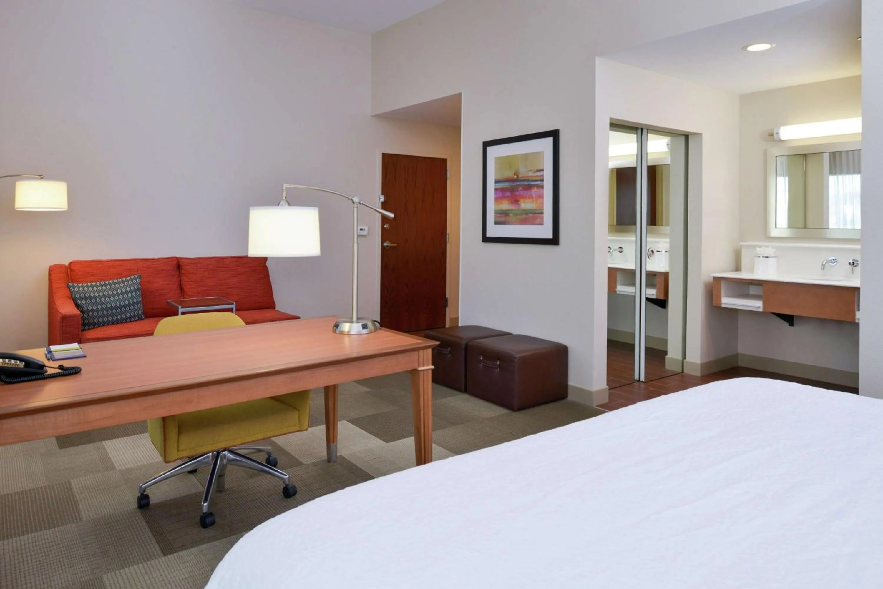 Bedroom, Bed in Hampton Inn & Suites by Hilton Lonoke