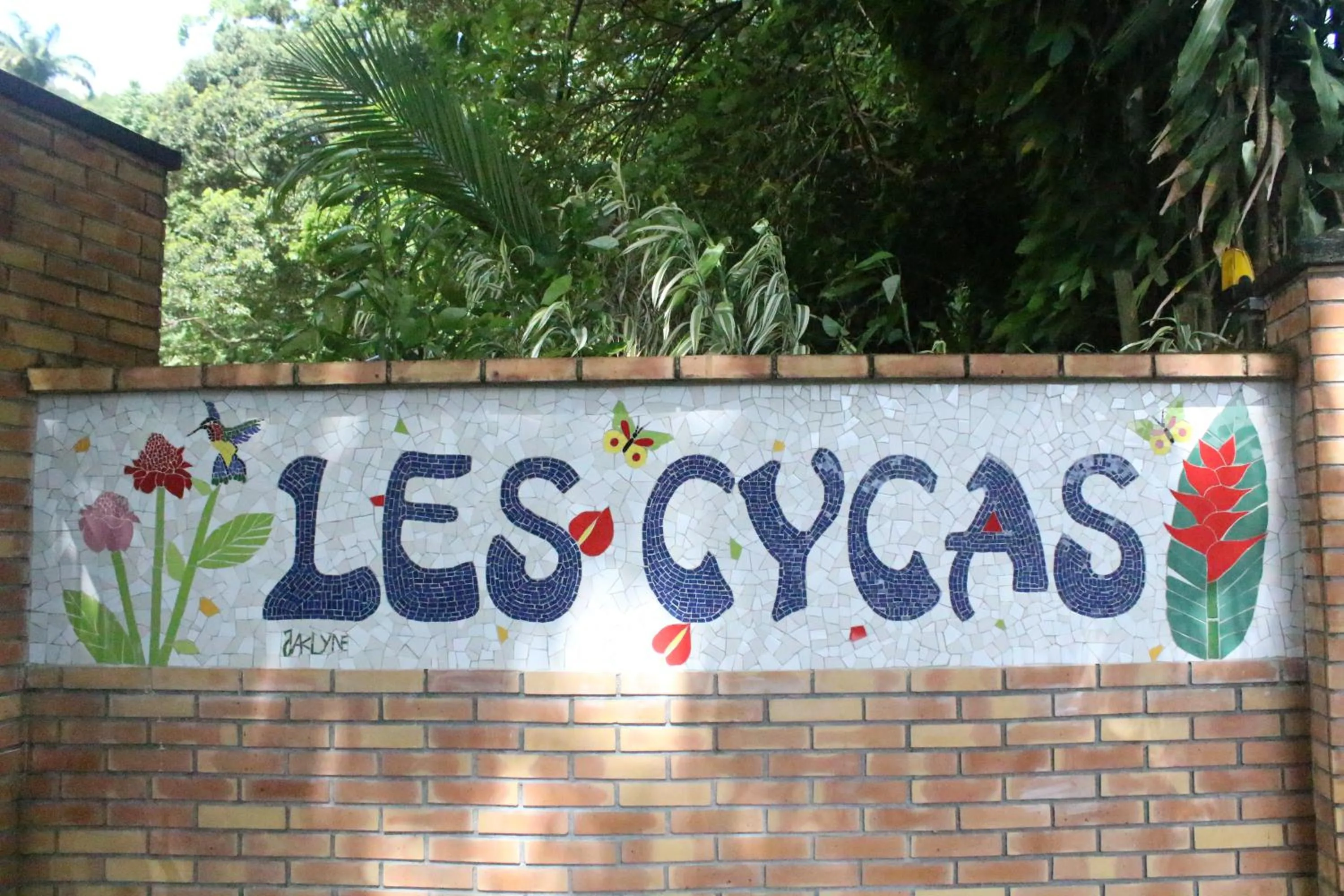 Property logo or sign in Les Cycas