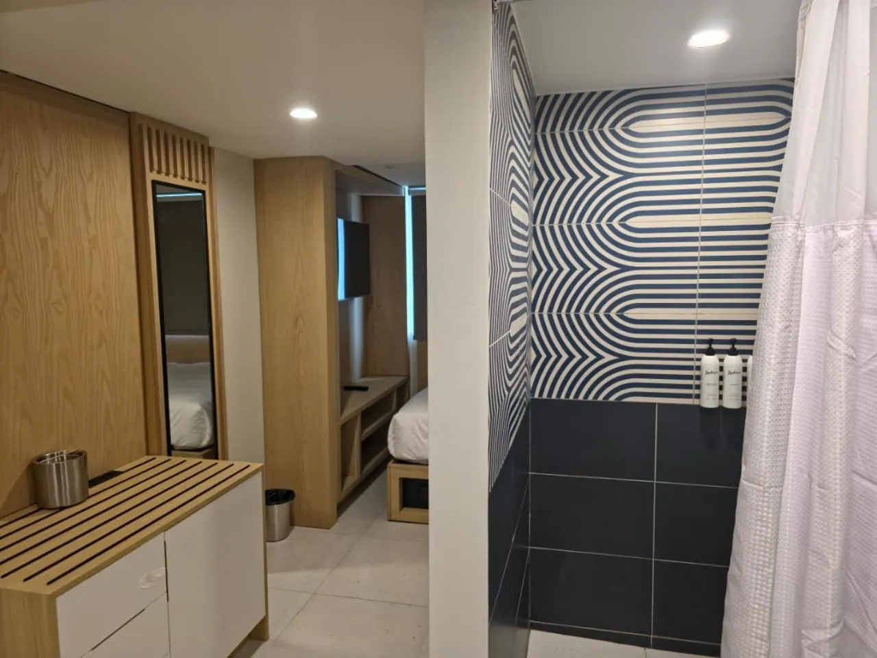 Shower in Radisson Hotel Paramaribo