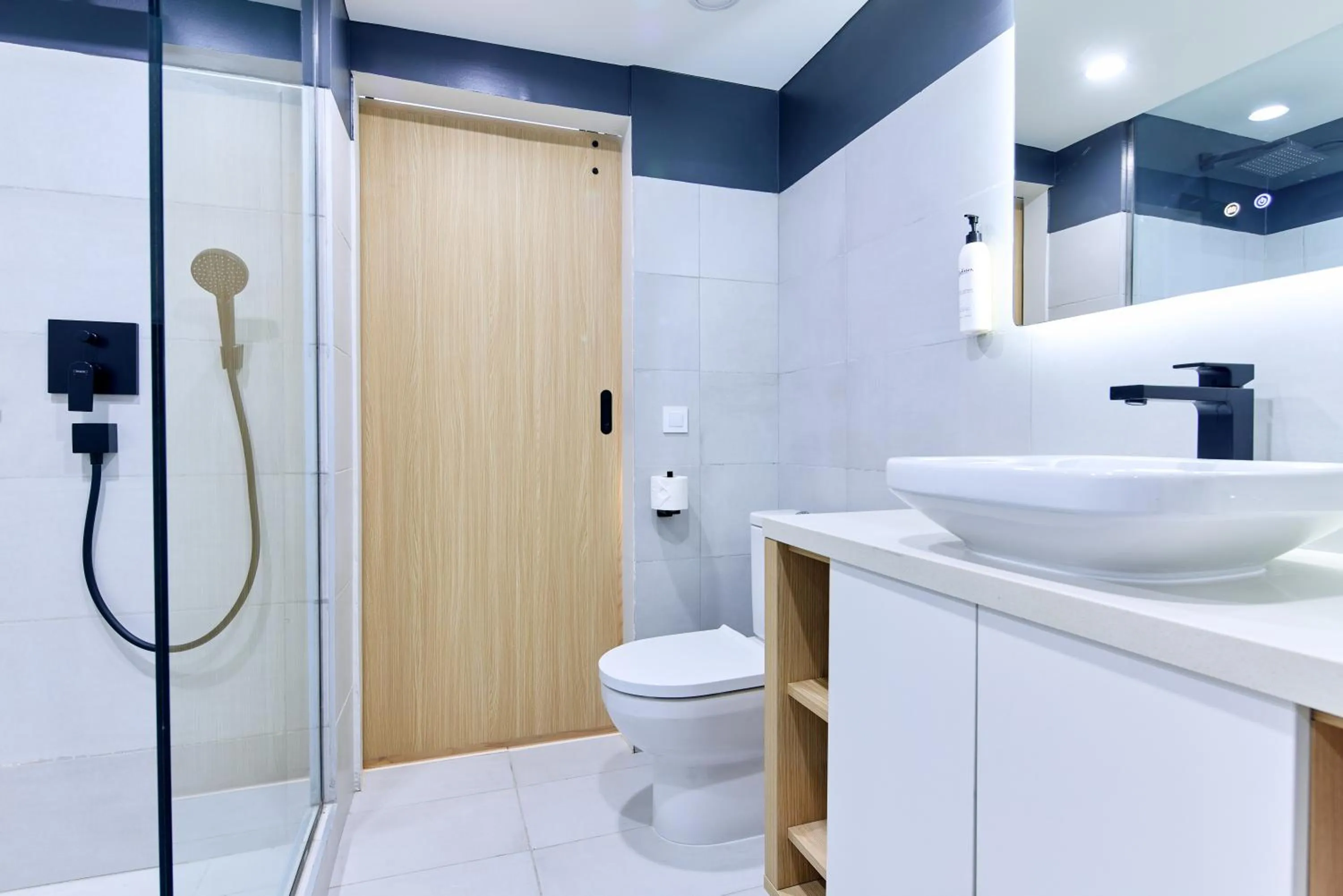 Shower in Radisson Hotel Paramaribo