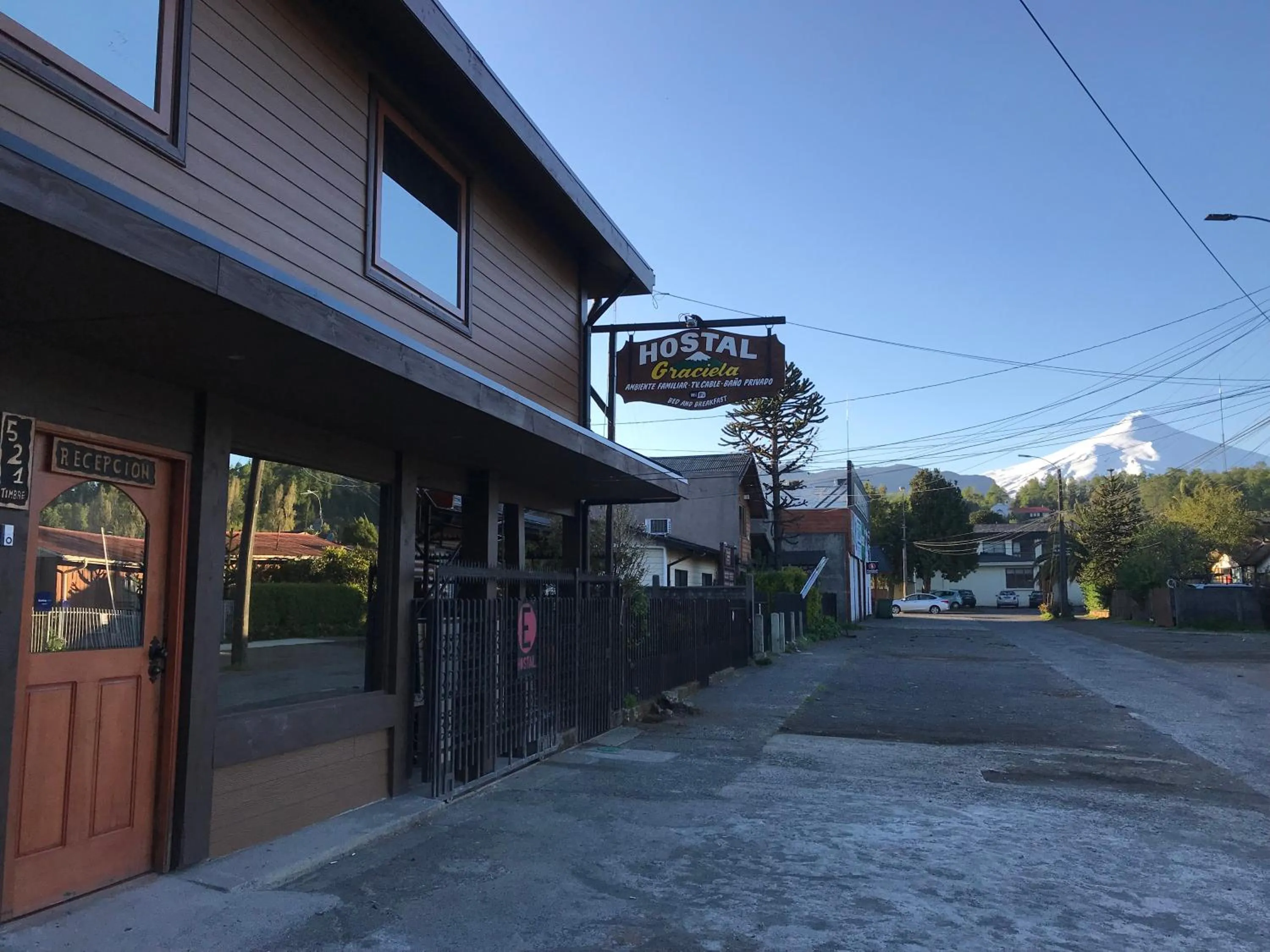 Facade/entrance in Hostal Graciela