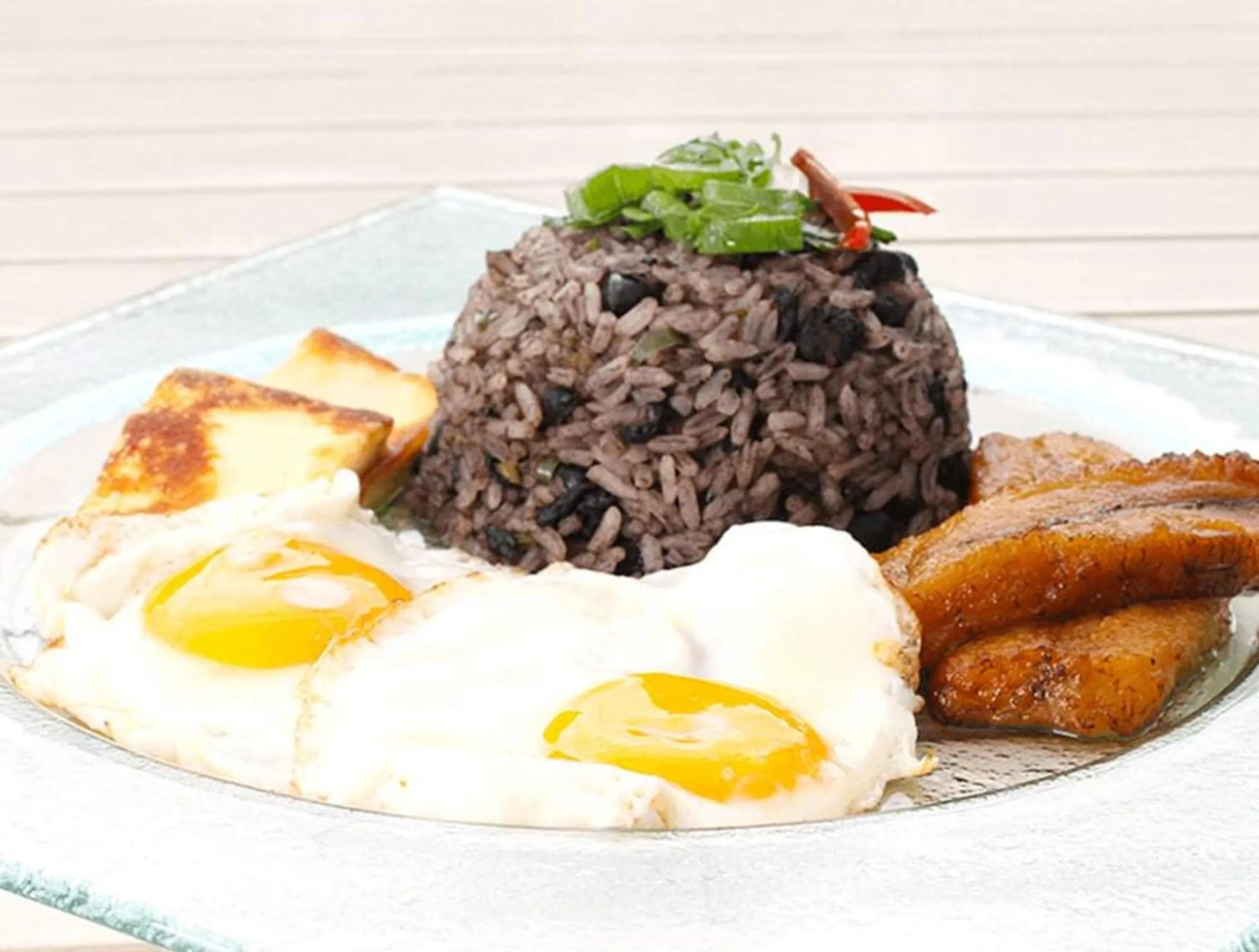 Breakfast in Parque del Lago Boutique Hotel