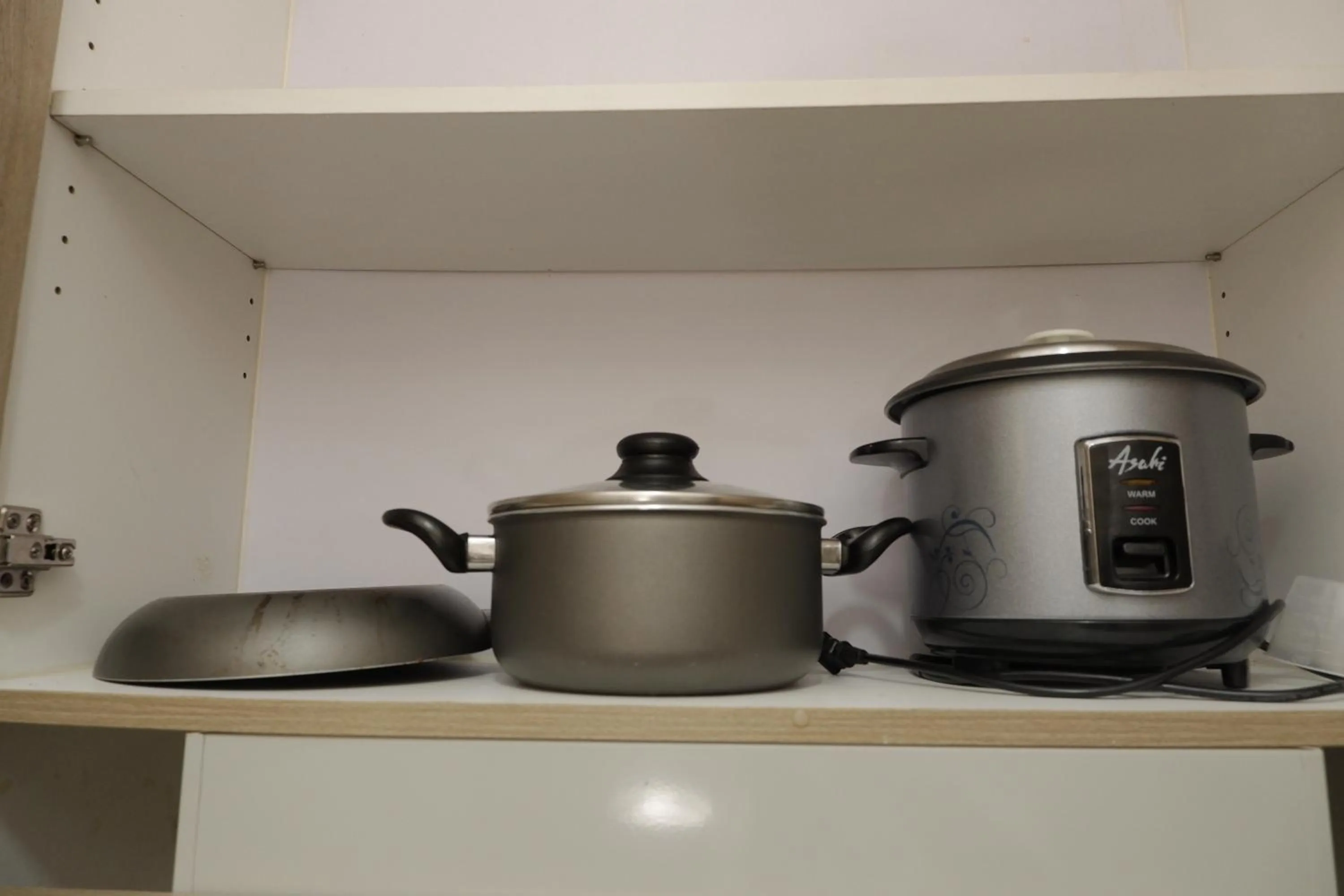 Kitchen or kitchenette in Shore Residences MOA Dynastel Staycation