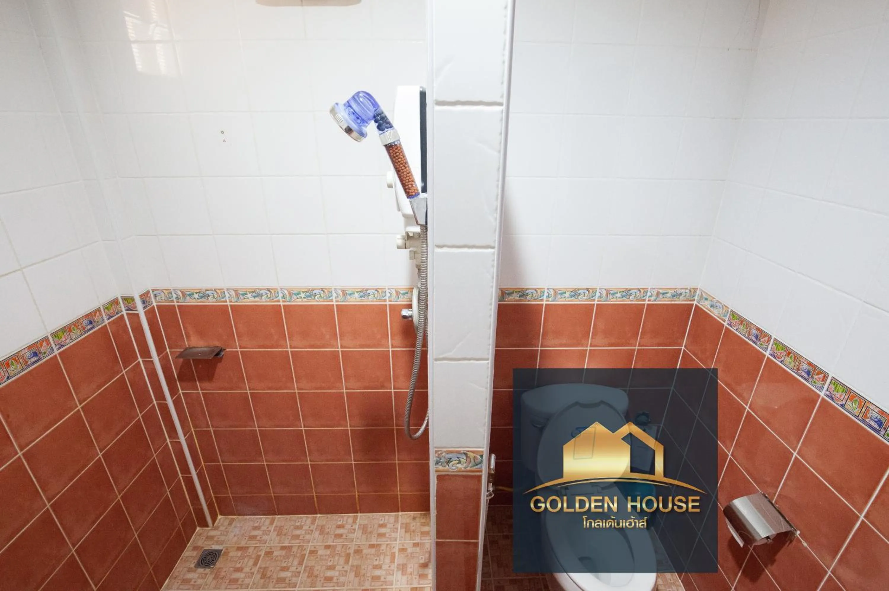 Bathroom in Golden House Hotel Sakaeo