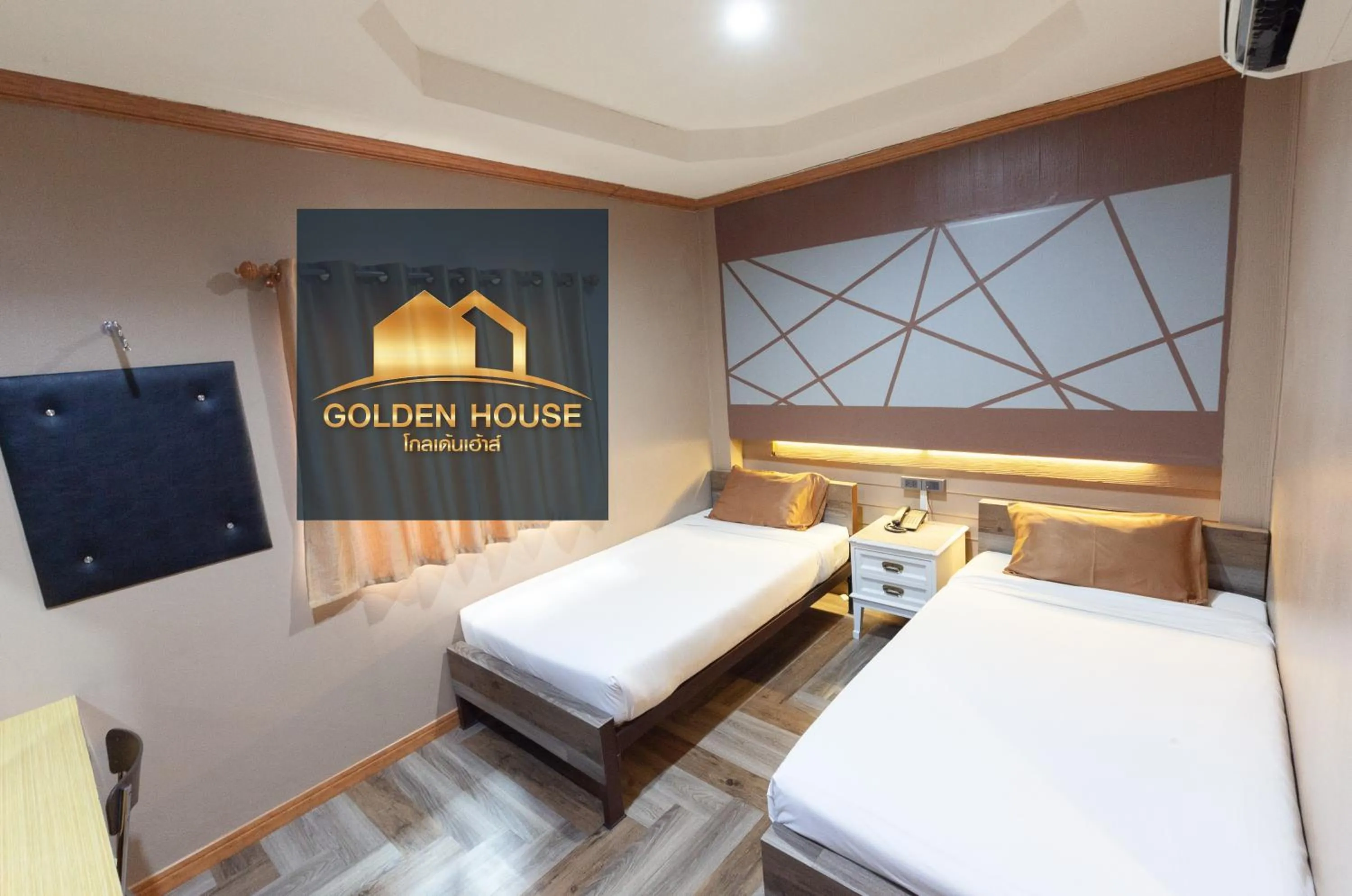 Bedroom, Bed in Golden House Hotel Sakaeo