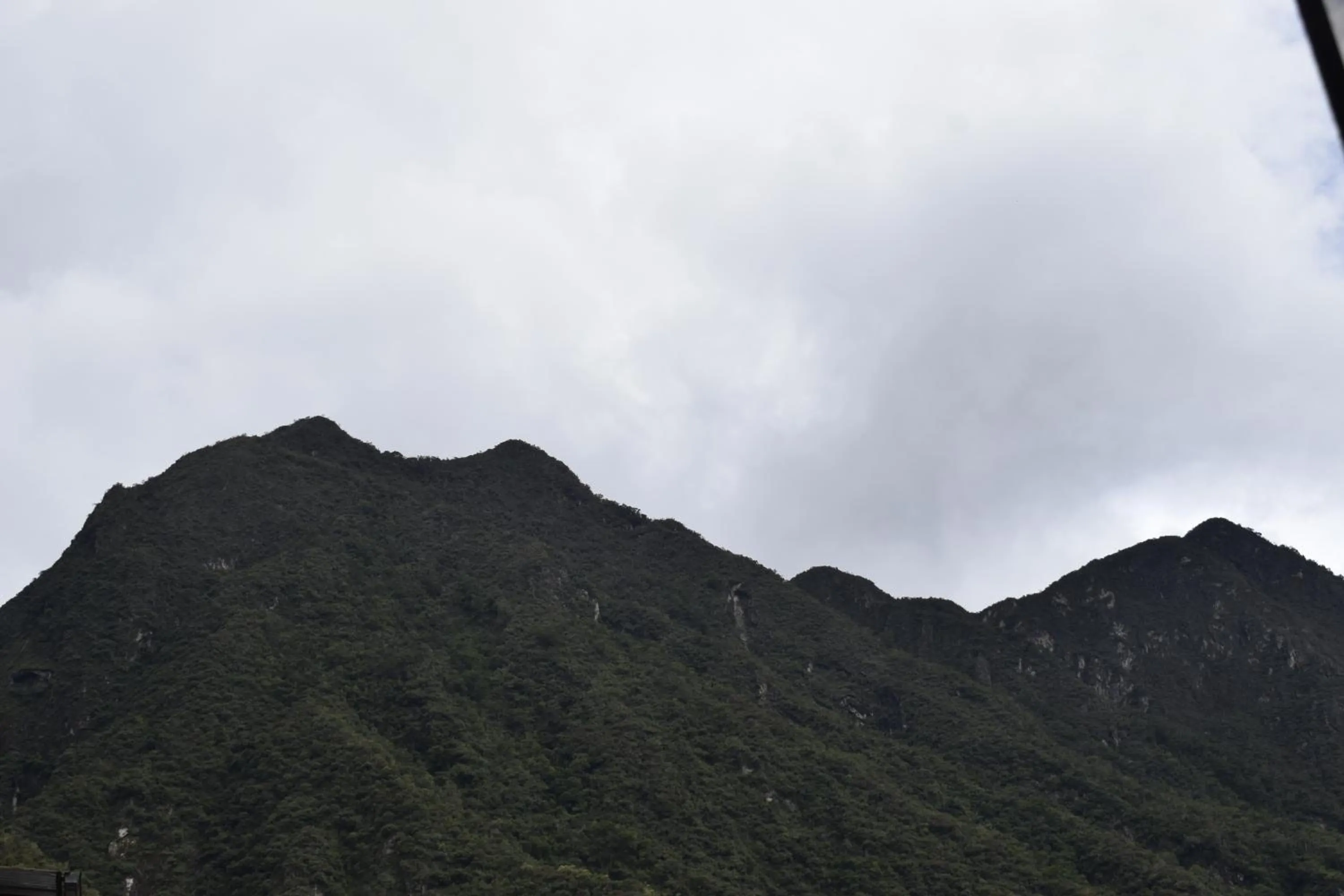 Mountain view in Hostel VALLE DORADO MACHUPICCHU