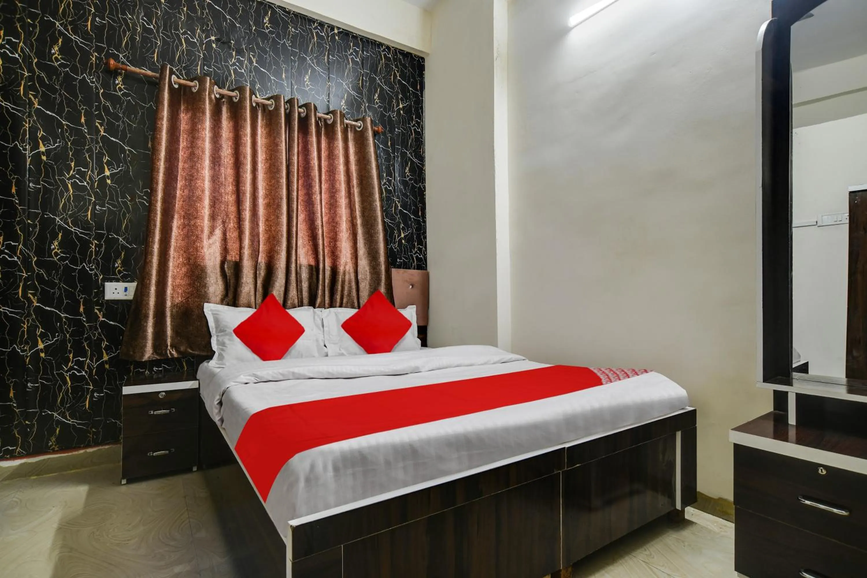 Bedroom, Bed in Hotel O Nitya