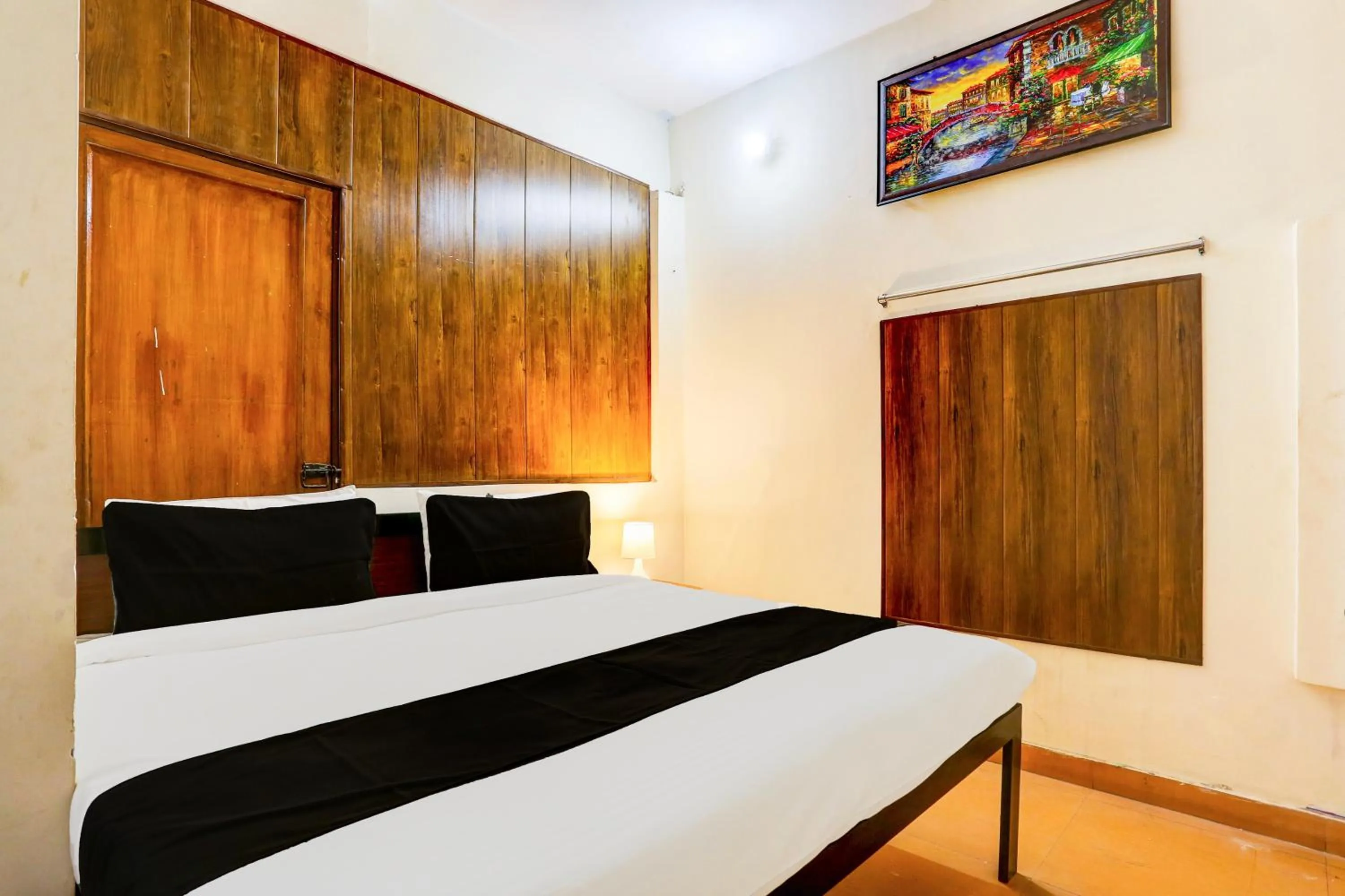 Bedroom, Bed in Hotel O KC