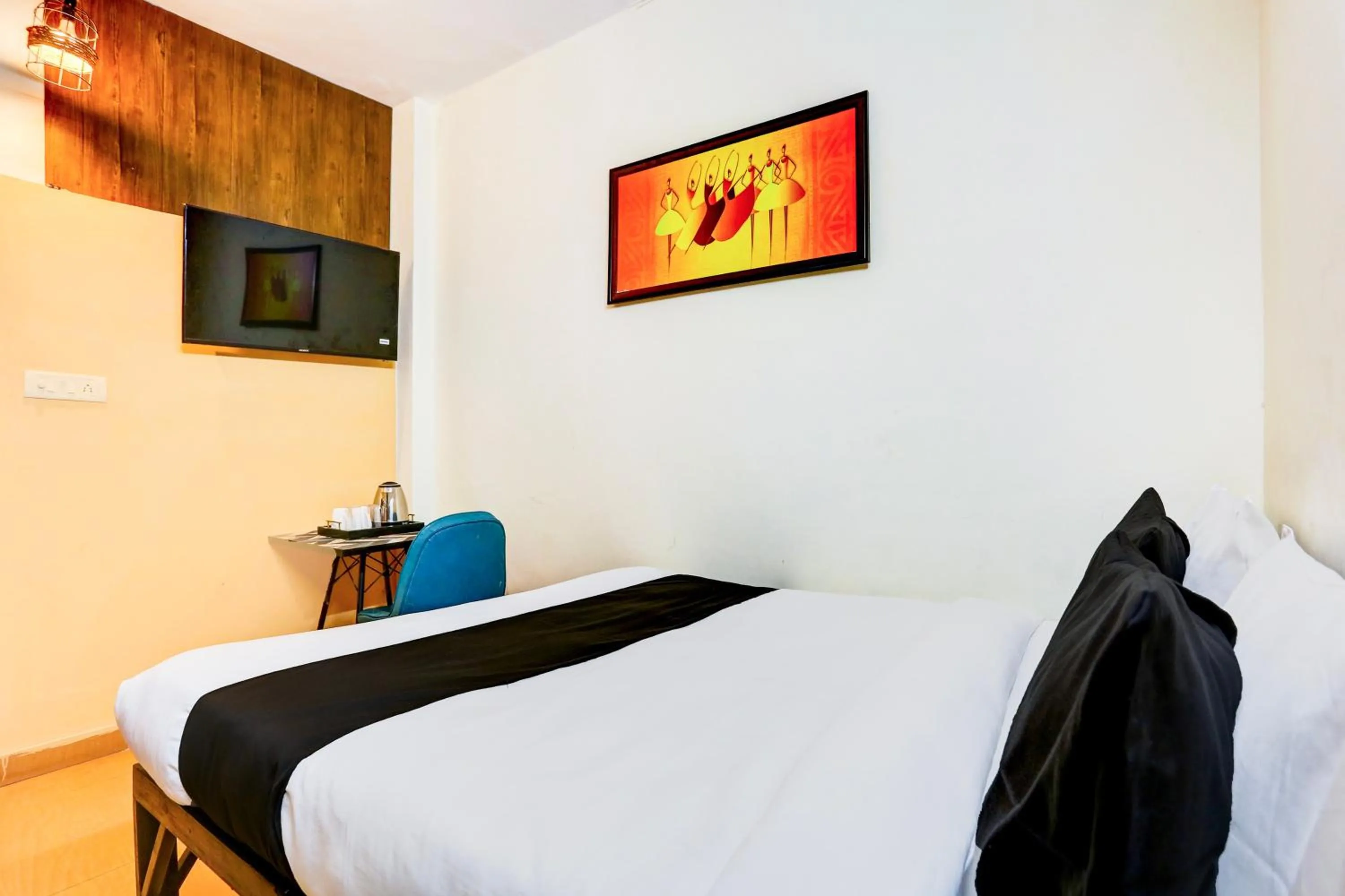 Bedroom in Hotel O KC