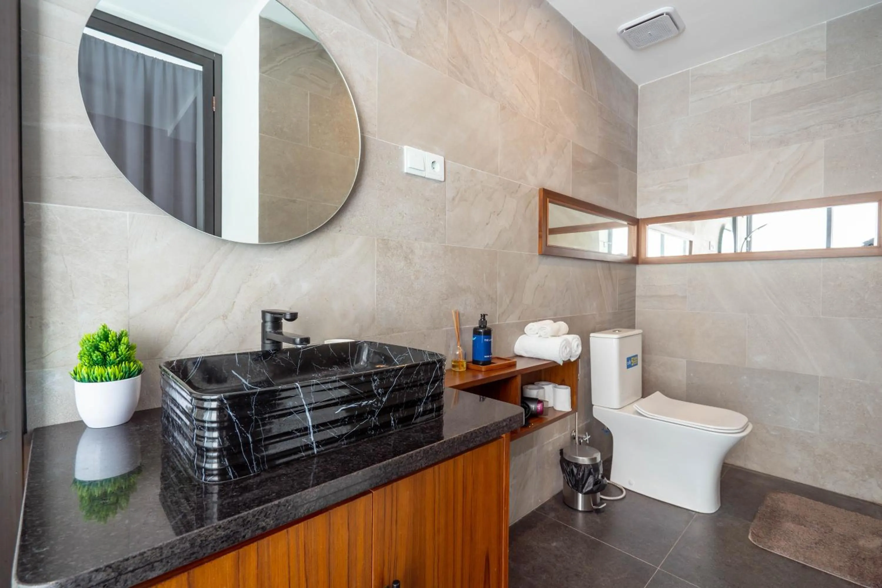 Bathroom in The Lavana De Mello's Villa Seminyak -1 Bedroom Villa with Private Pool