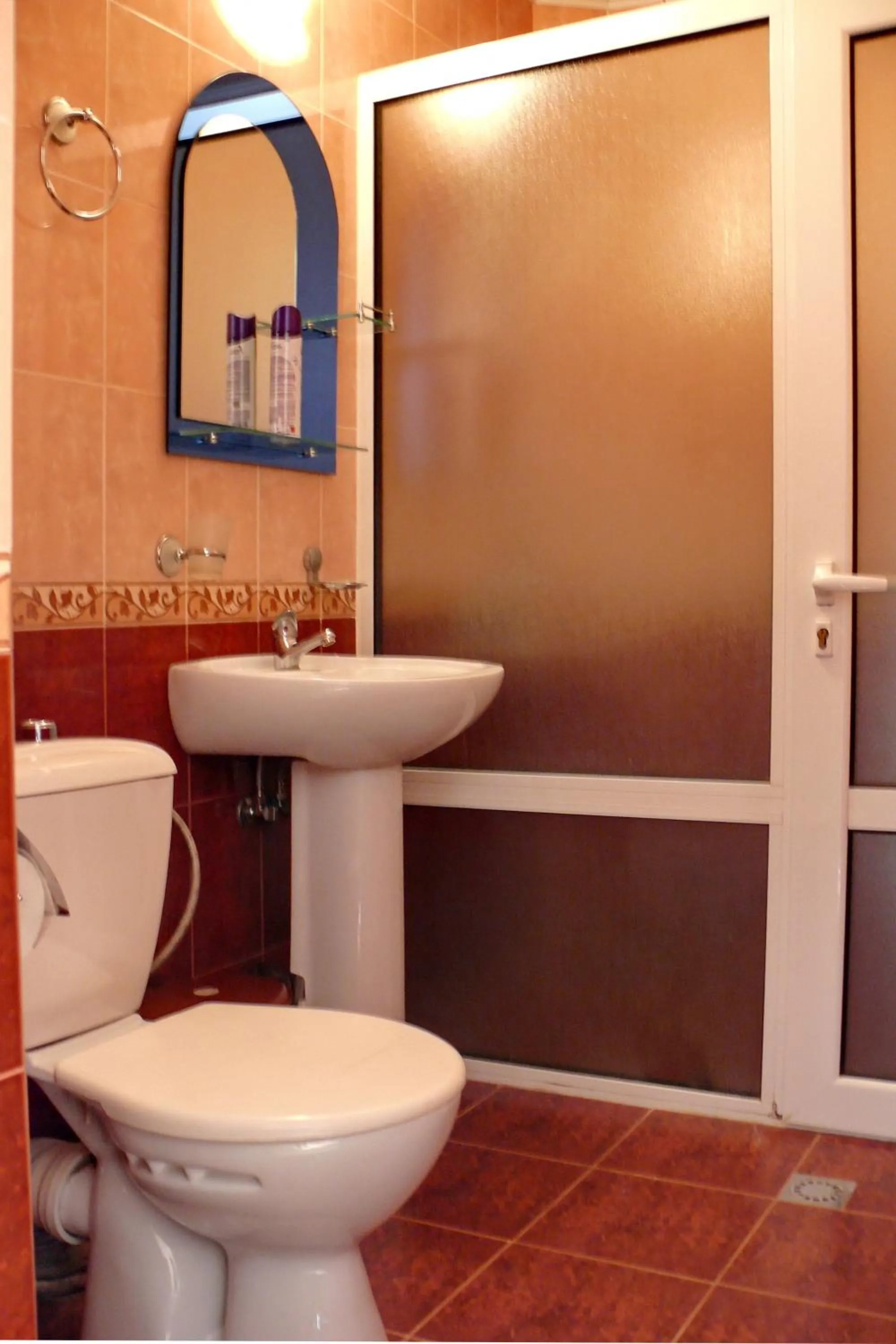 Shower in Erazank Hotel