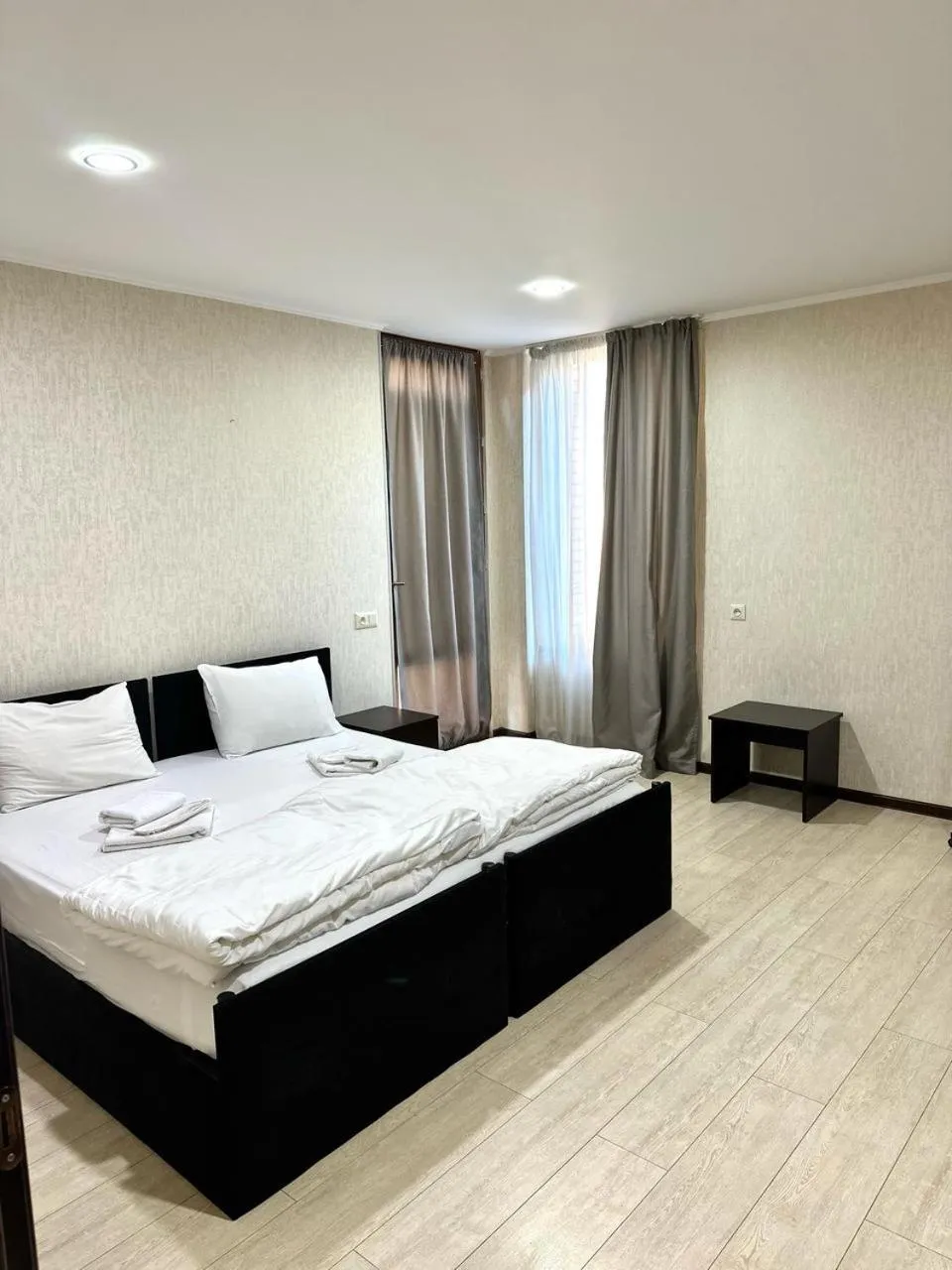 Bed in Red Fox Guesthouse