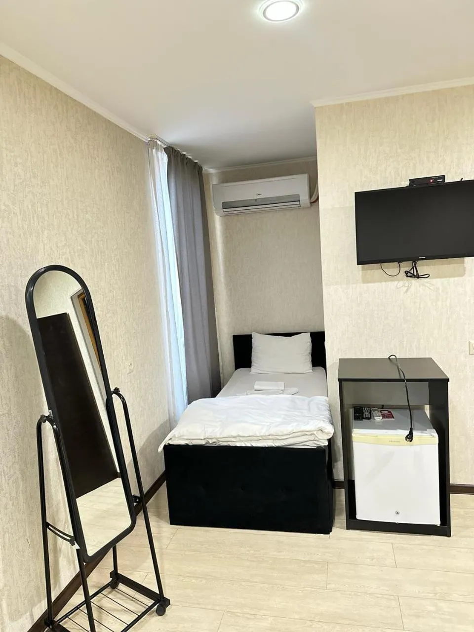 Bed in Red Fox Guesthouse