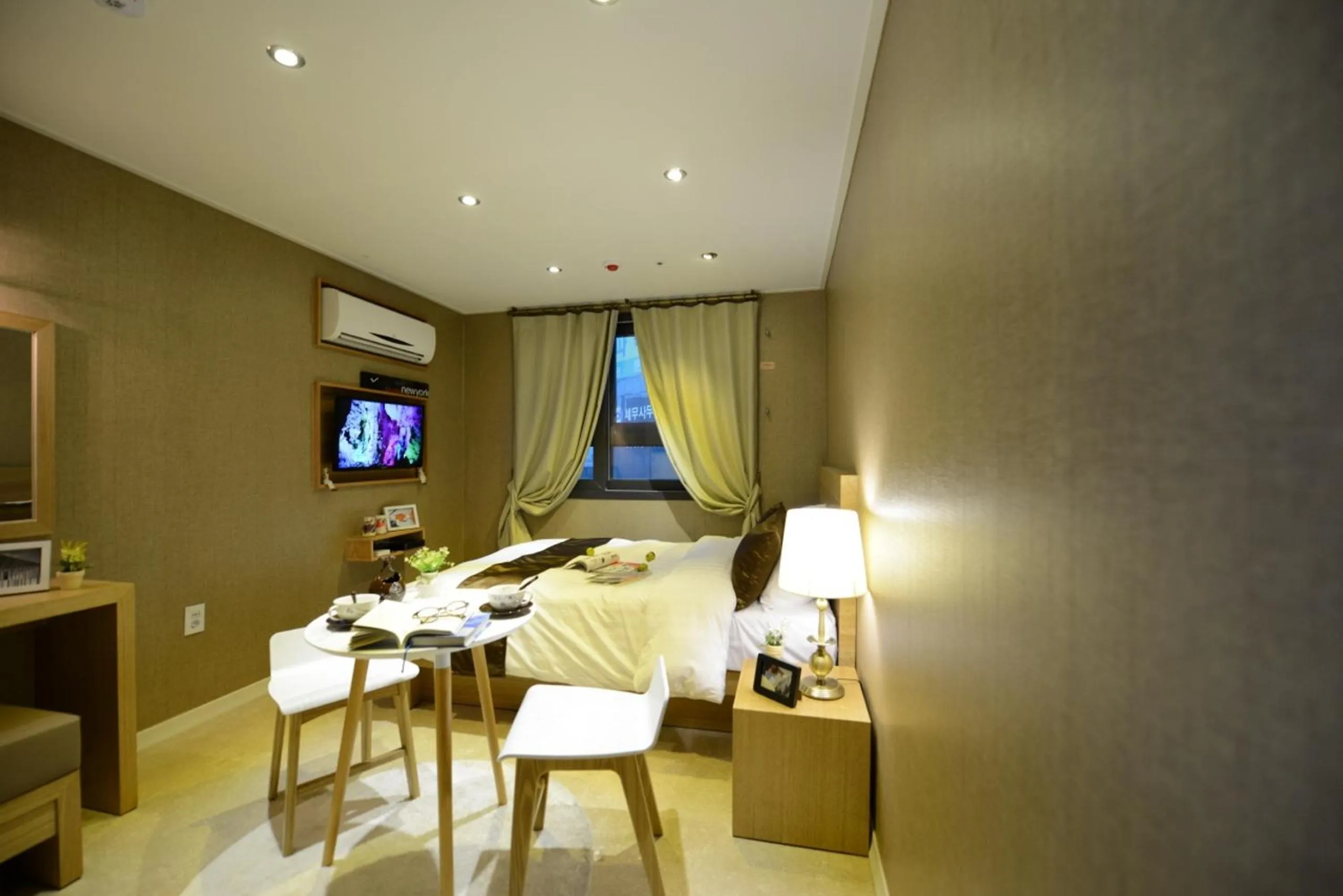 Dunsan Graytone Hotel