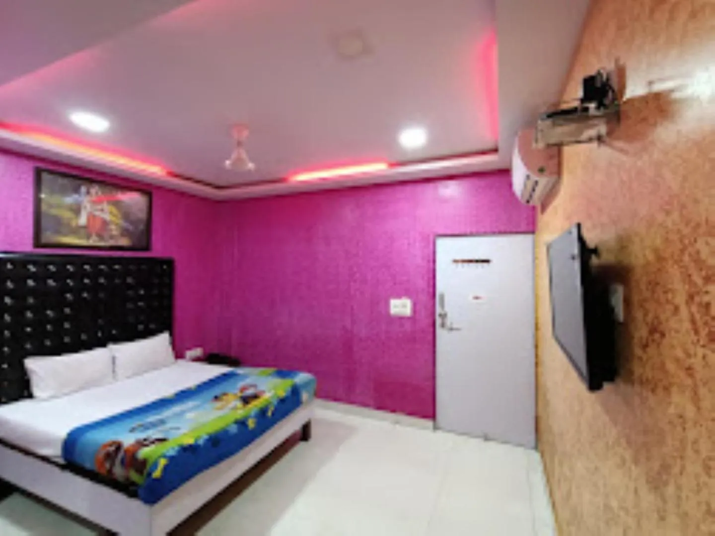 Bed in White Sand Resort Manori Mumbai