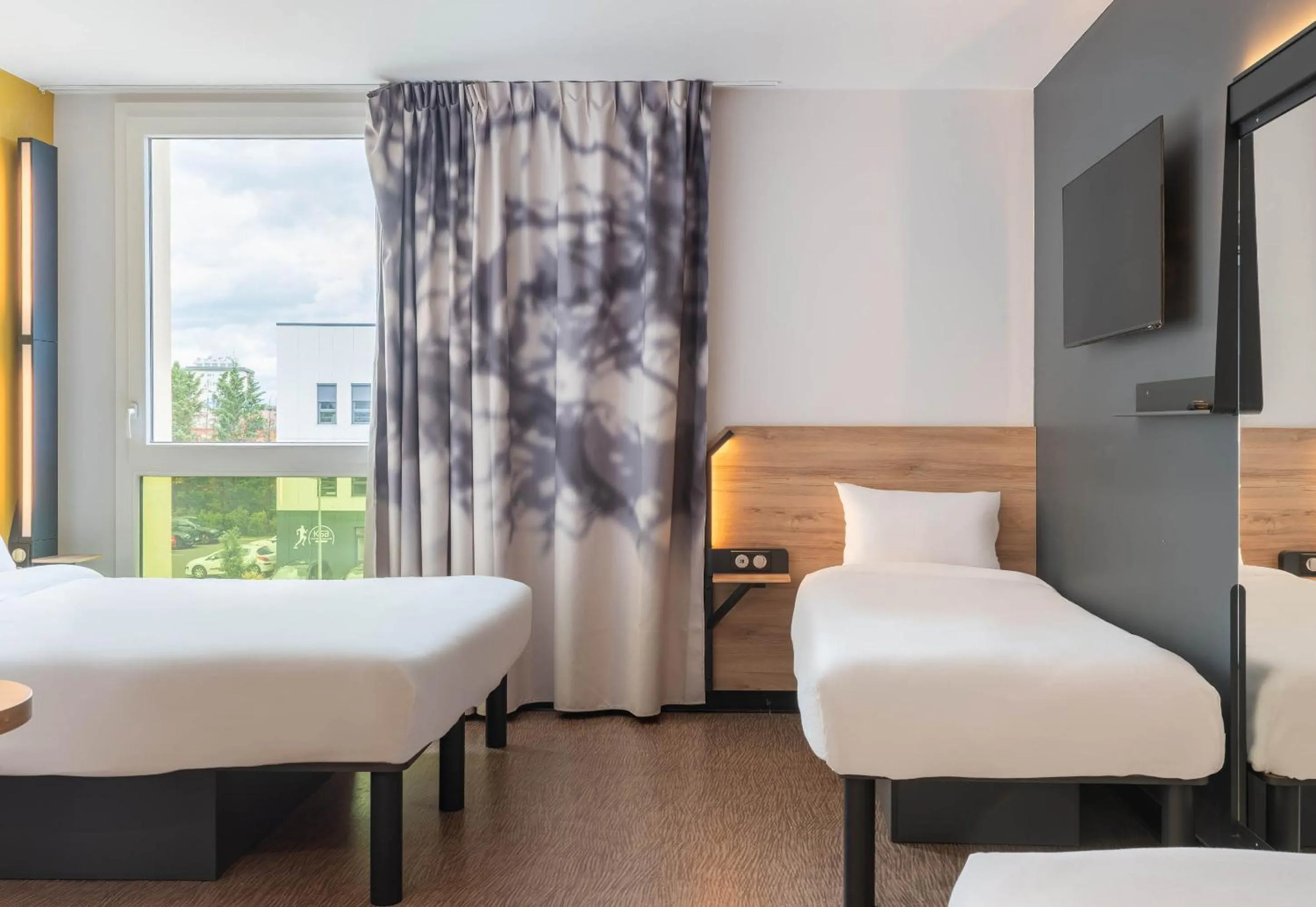 Bedroom, Bed in B&B HOTEL Villefranche-sur-Saône Sud