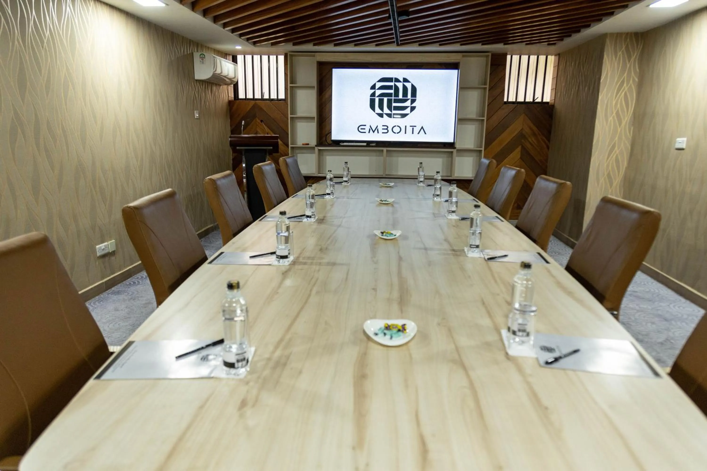 Emboita Hotel Limited