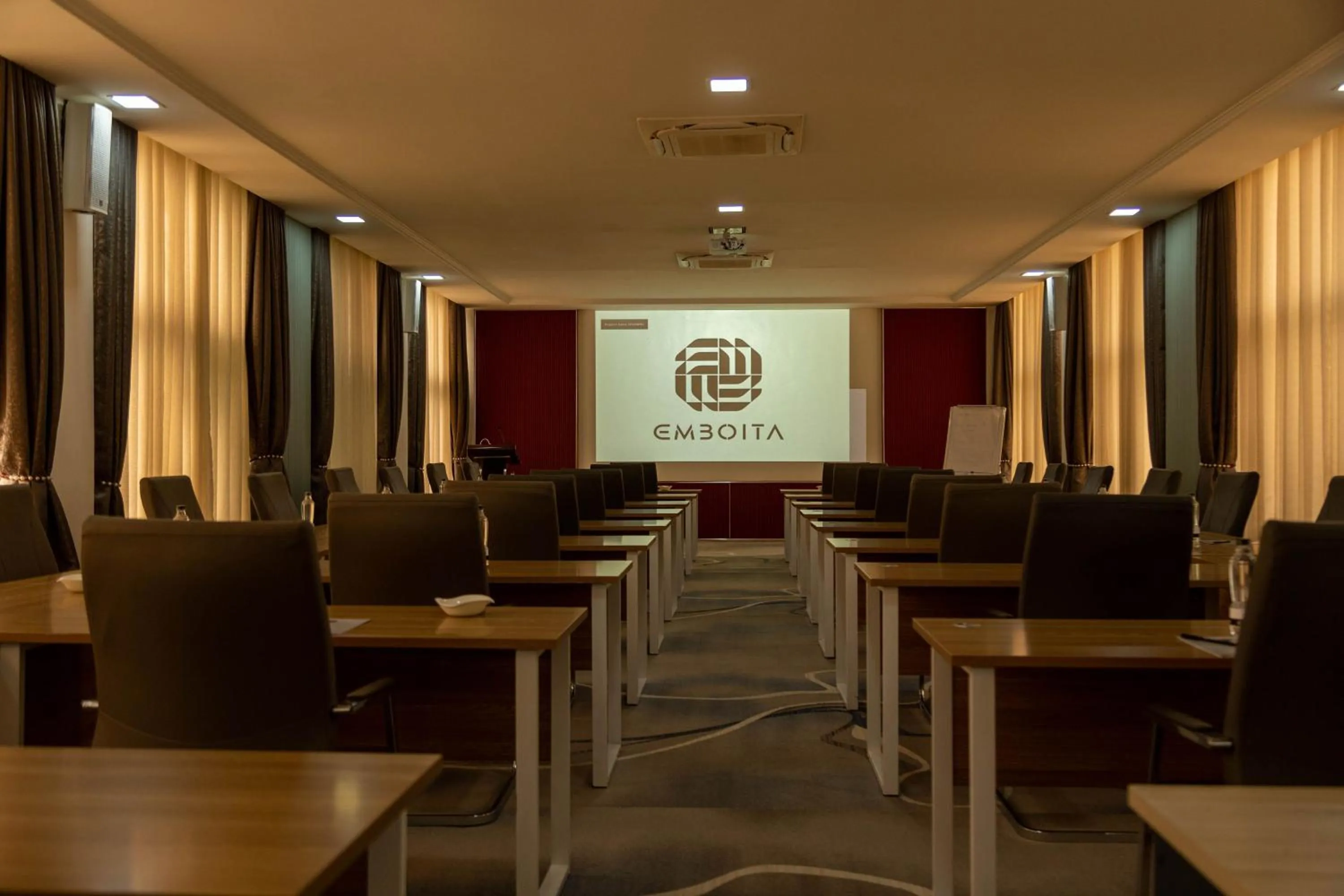 Emboita Hotel Limited